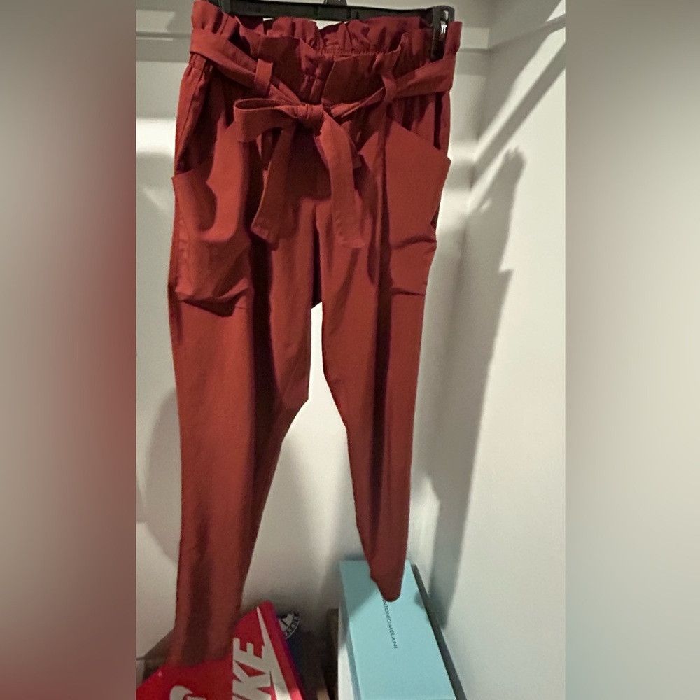 Athleta Athleta Skyline belted pants Size 26" / US 2 / IT 38 - 1 Thumbnail