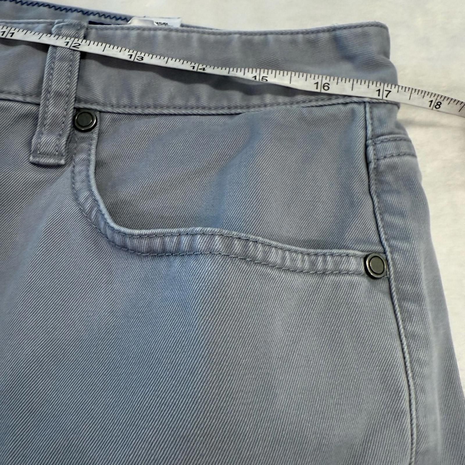 Vineyard Vines Vineyard Vines gray jeans distressed straight leg 34”x32” Size US 34 / EU 50 - 9 Thumbnail