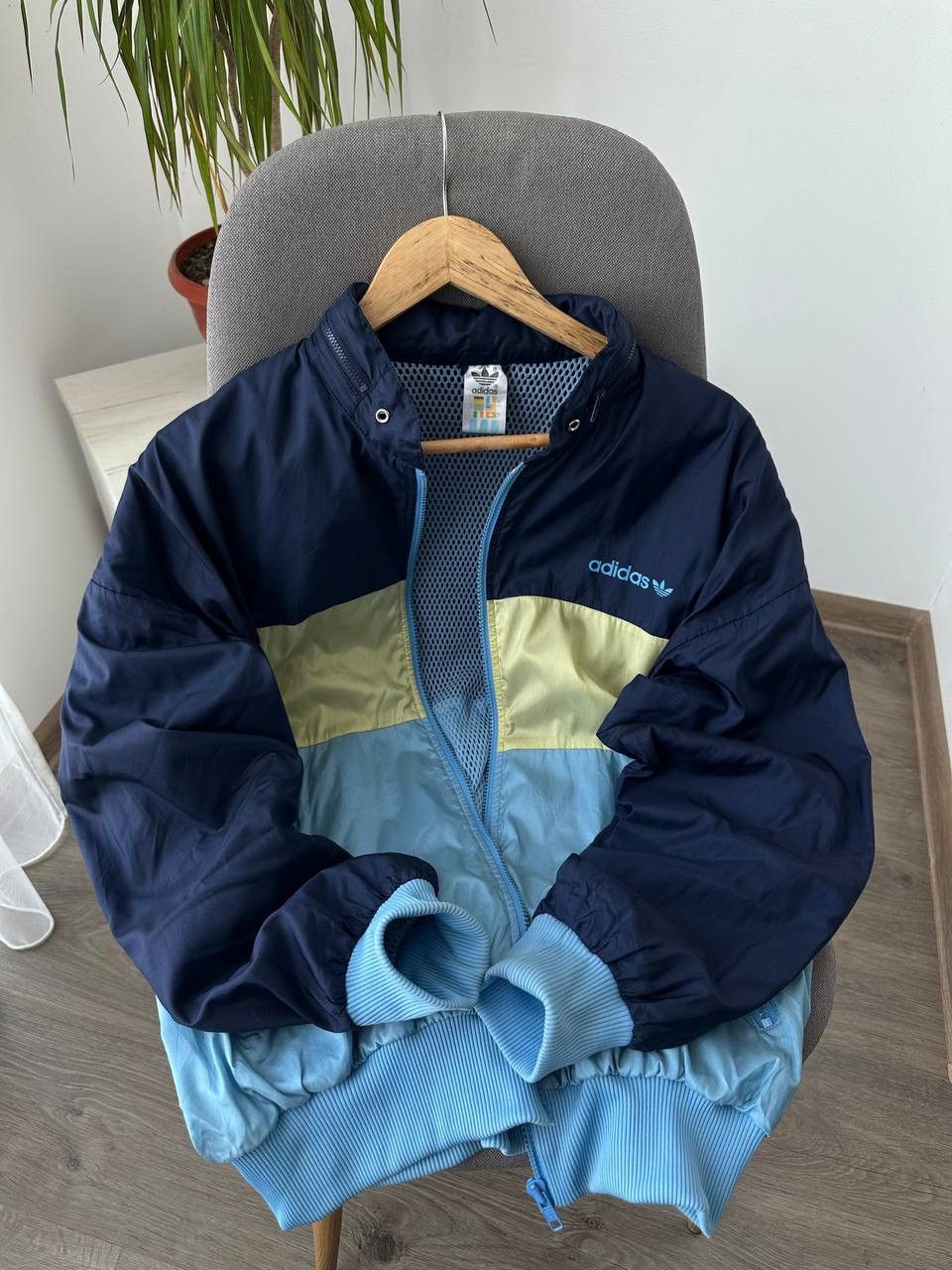 Adidas × Vintage Vintage Adidas Nylon Sportswear Zip Hoodie Size US M / EU 48-50 / 2 - 9 Thumbnail