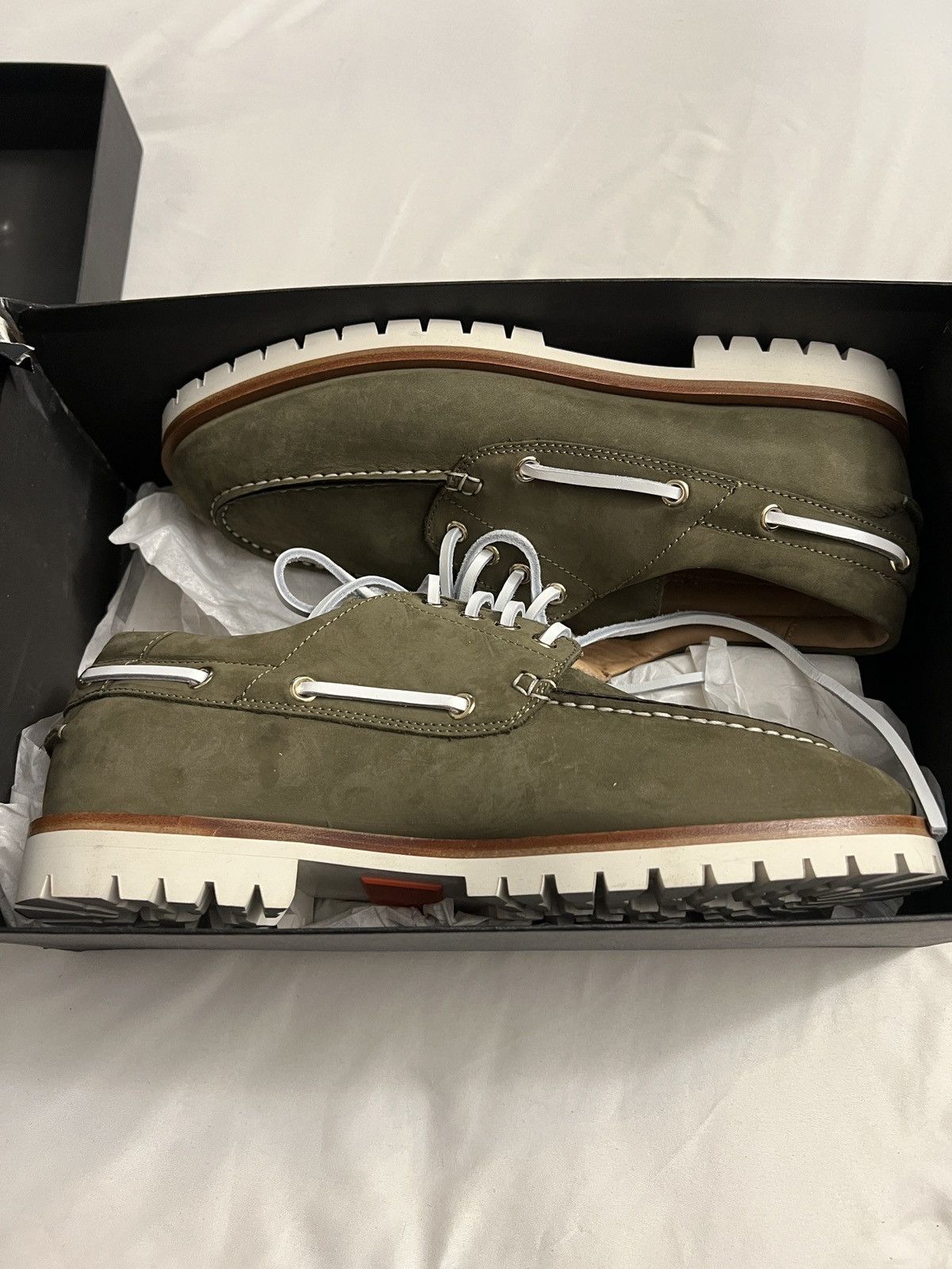 Paul Smith $495 NEW Paul Smith Jago Suede Boat Shoes Olive US 9 EU 42 Size US 9 / EU 42 - 2 Thumbnail