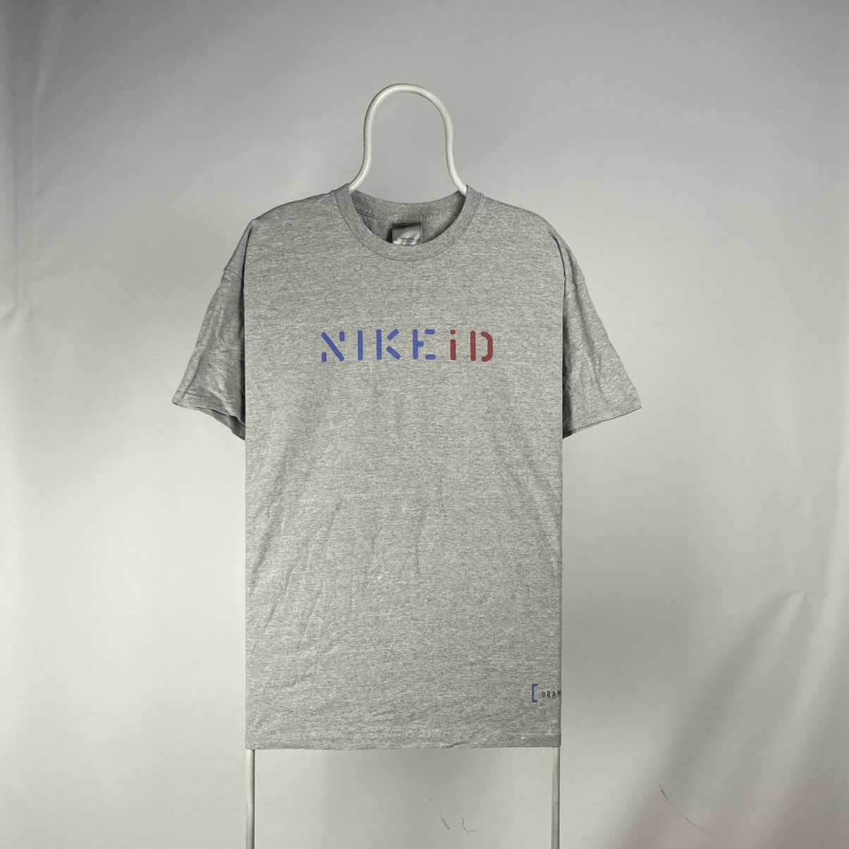 Nike Vintage Nike ID Grey Tshirt size XL Size US XL / EU 56 / 4 - 1 Thumbnail
