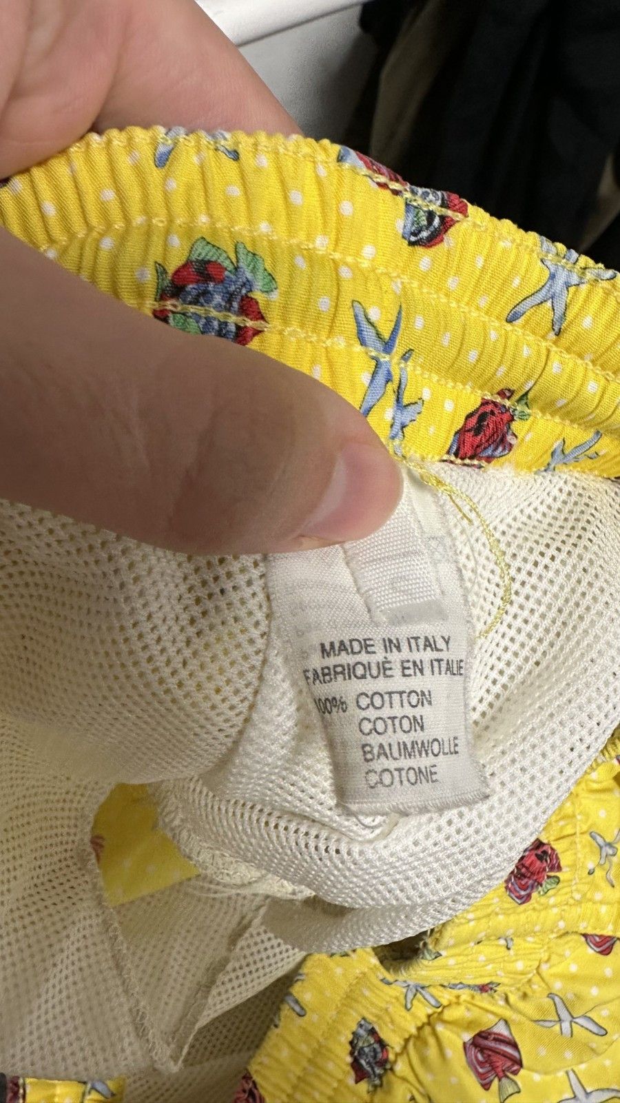 Versace Versace Classic V2 Men's Yellow Swimshorts Size S Size US 26 / EU 42 - 7 Thumbnail
