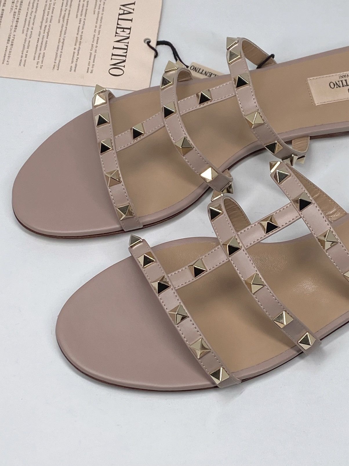 Valentino Valentino Garavani Rockstud Slide Sandal size 40.5 Size US 10.5 / IT 40.5 - 7 Thumbnail