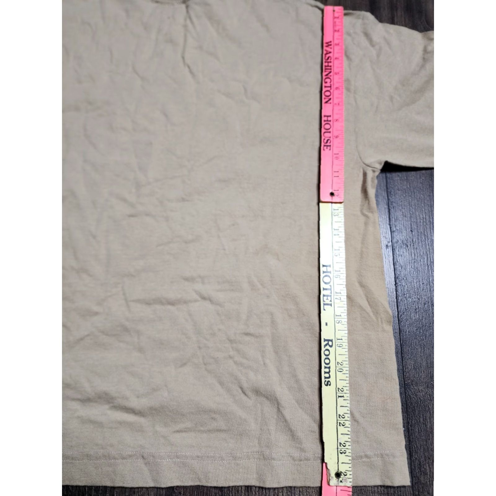 Gildan Vintage Gildan Men's XL T-Shirt - Waterton Lakes National Park Alberta Canada Crew Neck Short Sleeve Cotton Beige Size US XL / EU 56 / 4 - 2 Thumbnail