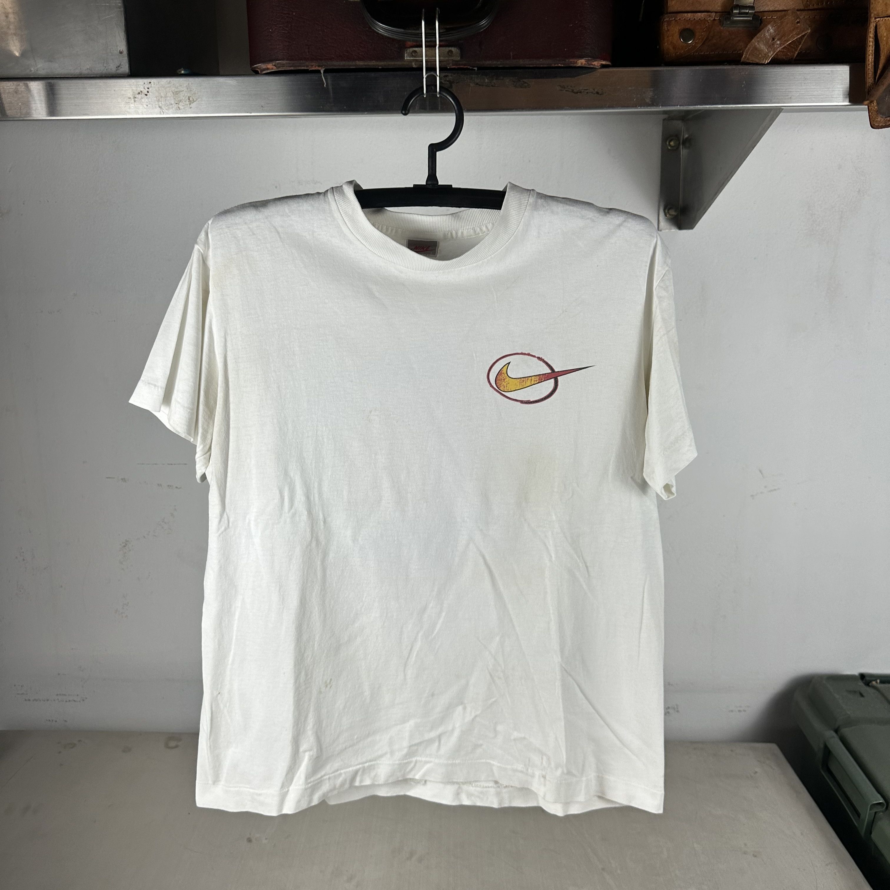 Vintage Vintage 90s Nike Basketball Just Do It Slogan Promo T-shirt Size US L / EU 52-54 / 3 - 2 Thumbnail