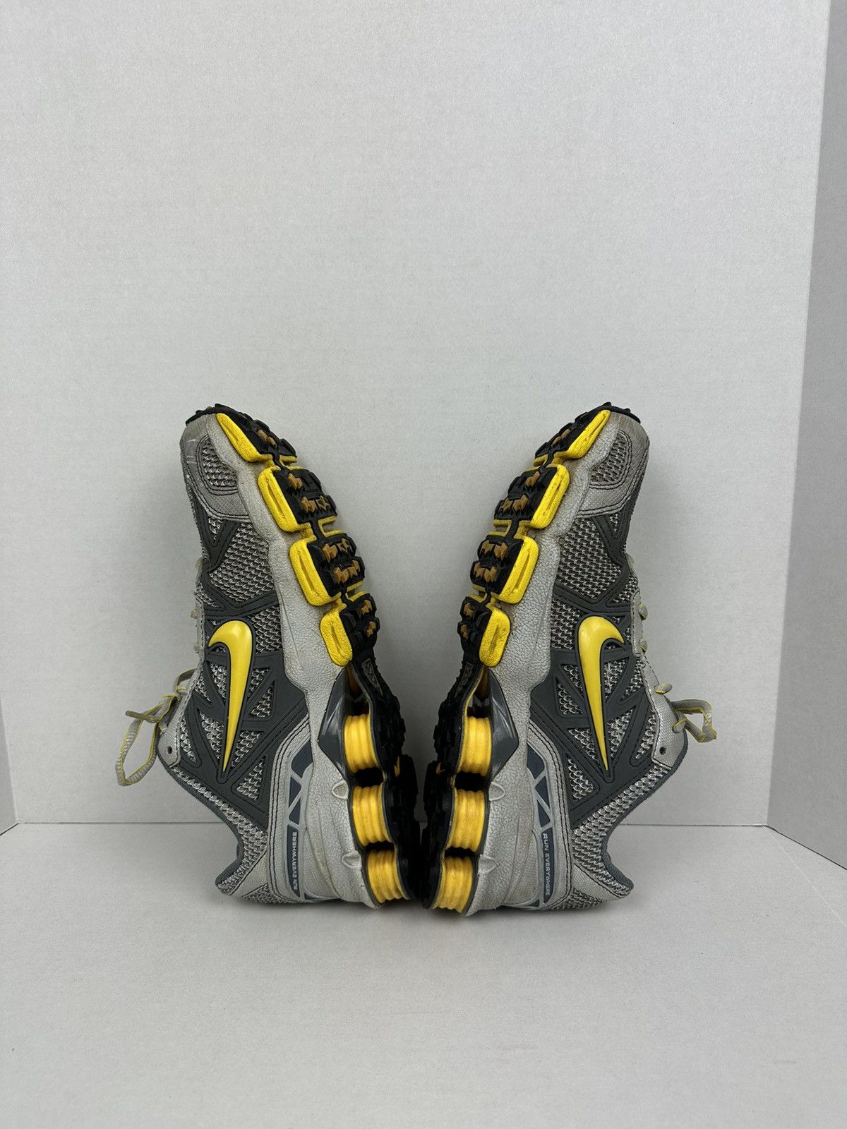 Nike × Vintage Y2K Vintage NIKE SHOX Running Shoes Sneakers 313812-072 Size US 11 / IT 41 - 6 Thumbnail