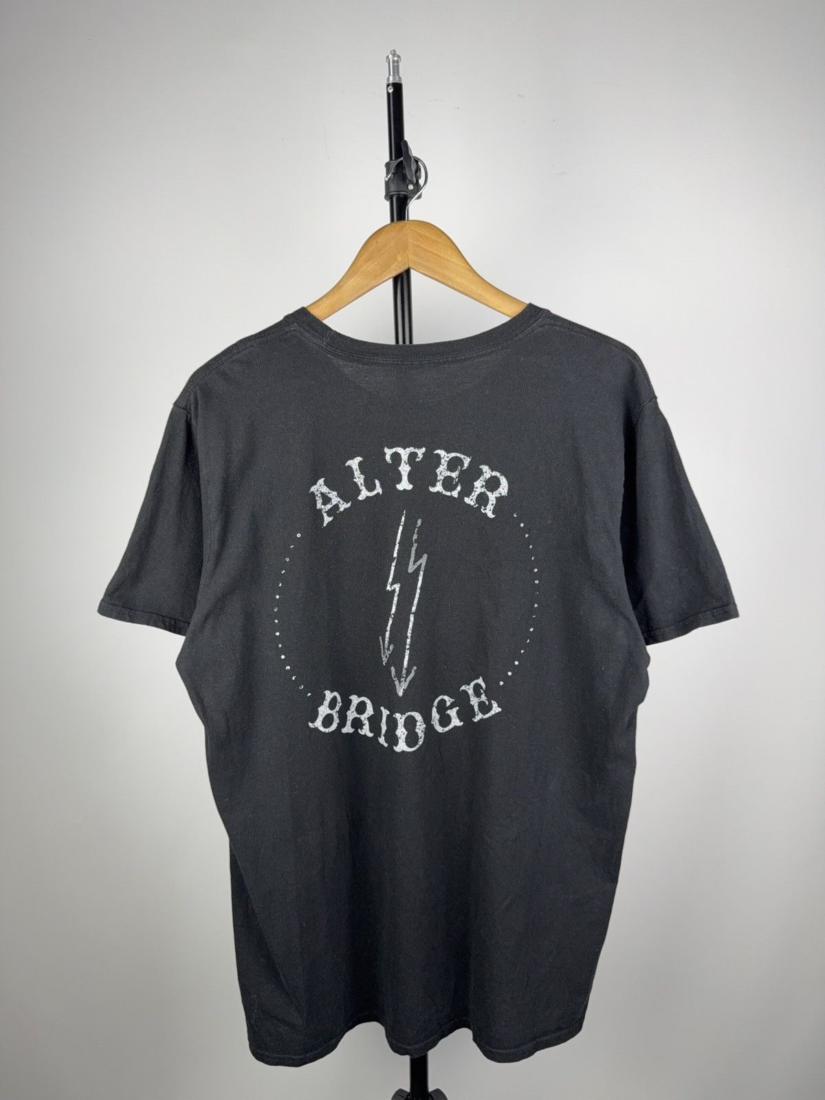 Band Tees 00s Rock Band 2019 Alter Bridge Walk the Sky Logo Tee Shirt Size US L / EU 52-54 / 3 - 6 Thumbnail