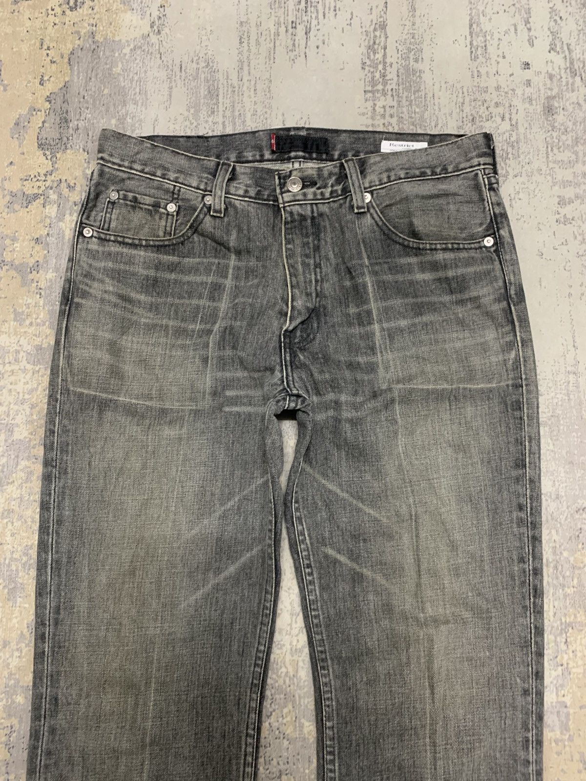 Levi's Vintage Levi's Washed Grey Flared Bootcut Jeans Y2K Red Tab Size US 32 / EU 48 - 2 Thumbnail