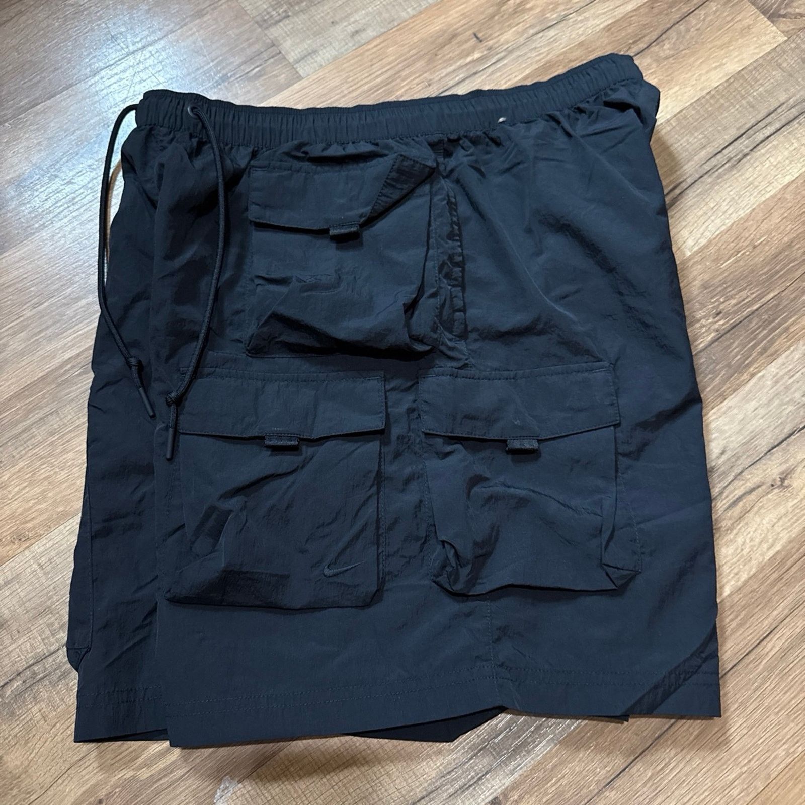 Columbia NWOT Nike Tech Cargo Shorts Size US 30 / EU 46 - 2 Thumbnail