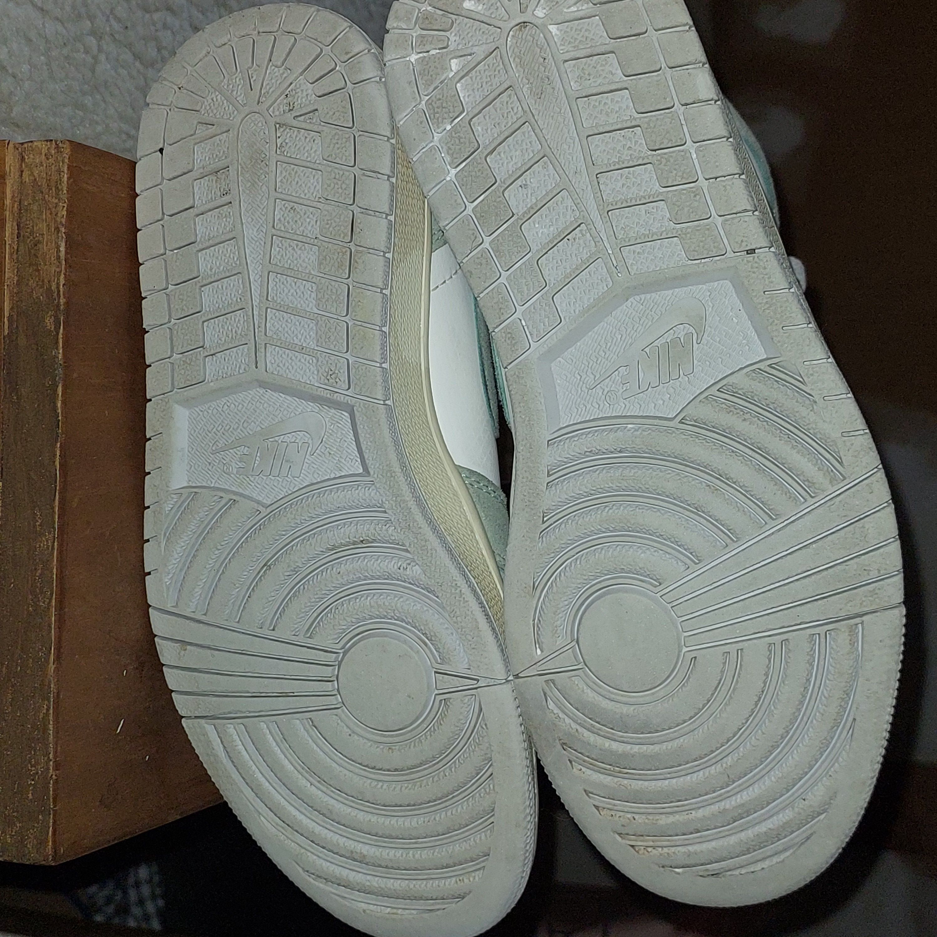 Jordan Brand Air Jordan 1 'Turbo Green' - Size 6 (Good Condition) Size US 6 / IT 36 - 5 Thumbnail
