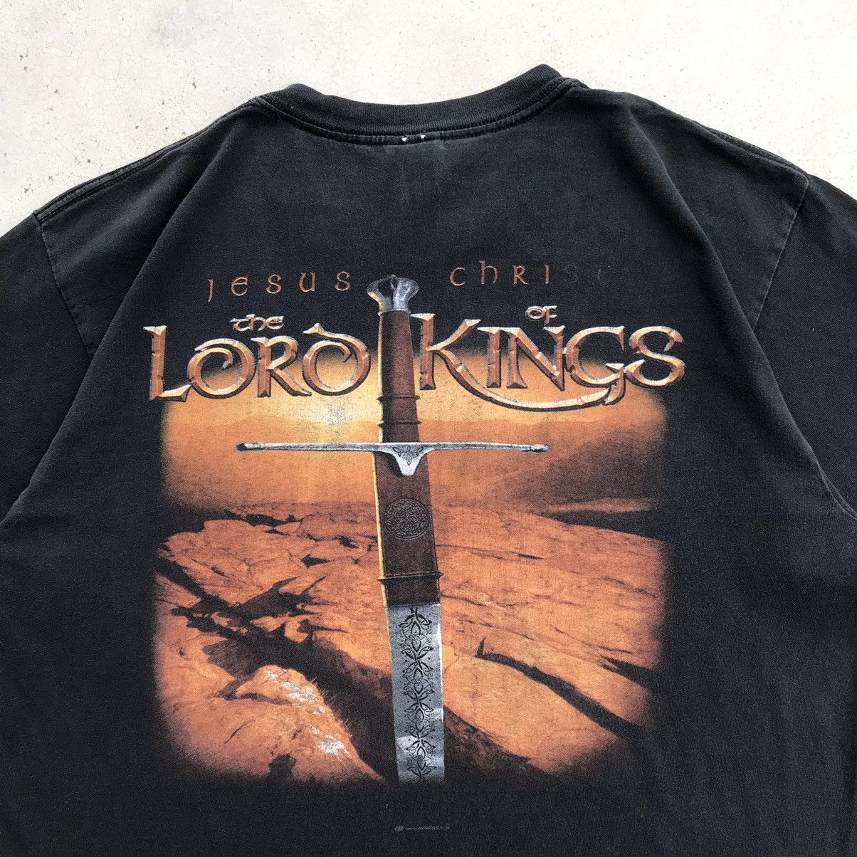 Vintage 2000's Jesus Christ " The Lord of The Rings Movie " T-Shirt Size US L / EU 52-54 / 3 - 4 Thumbnail