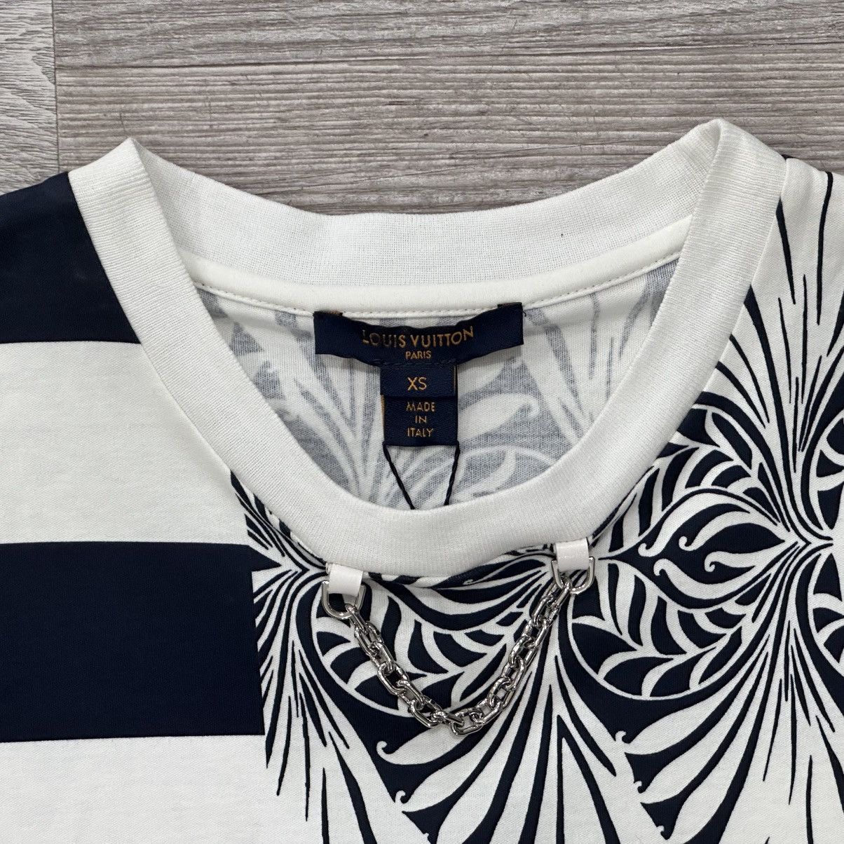 Louis Vuitton NWT LOUIS VUITTON MULTI PRINT T SHIRT SIZE XS Size XS / US 0-2 / IT 36-38 - 2 Thumbnail