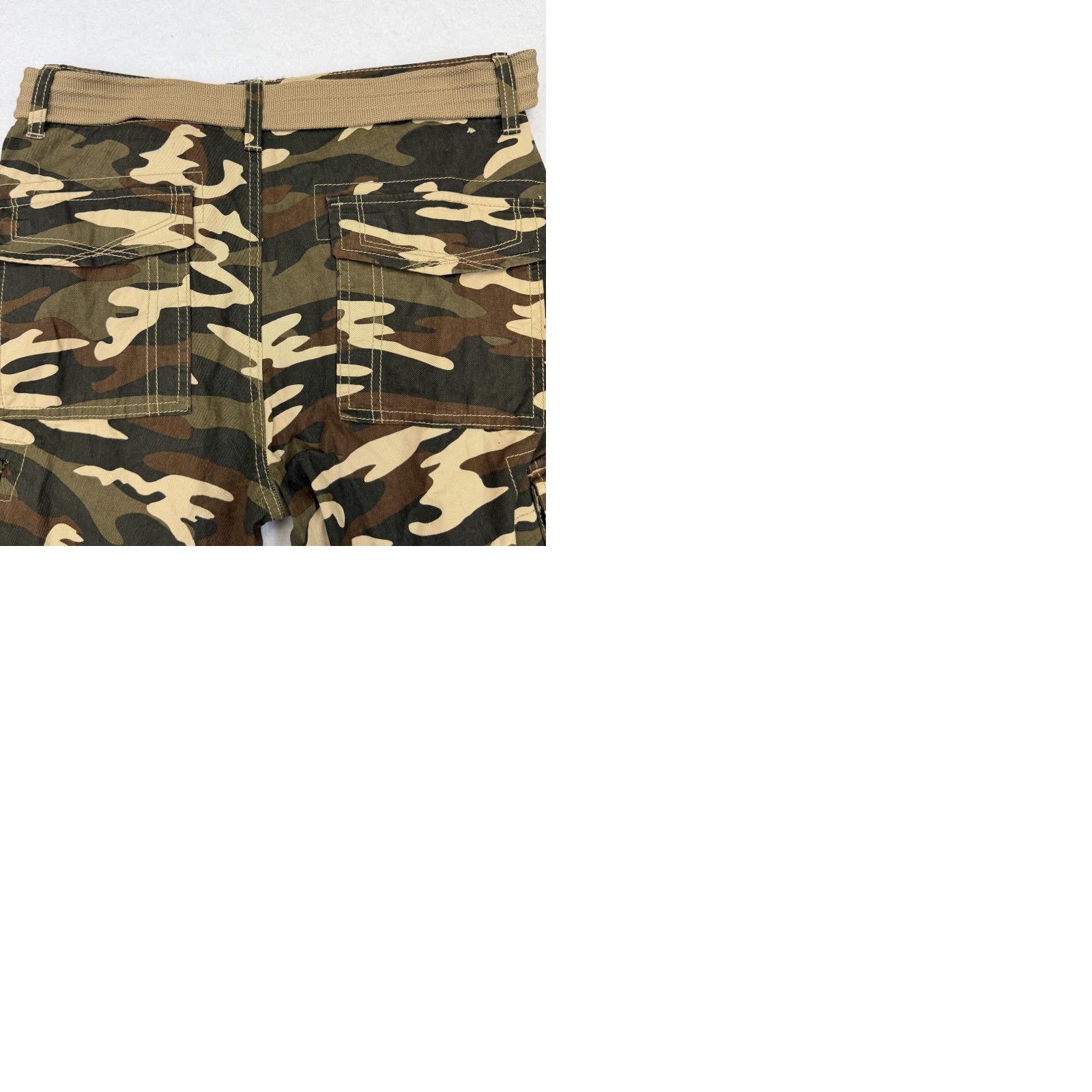 Ring Of Fire VINTAGE Ring Of Fire Cargo Shorts Mens 30 Green Camo Belted Pockets Inseam 12 Size US 30 / EU 46 - 9 Thumbnail