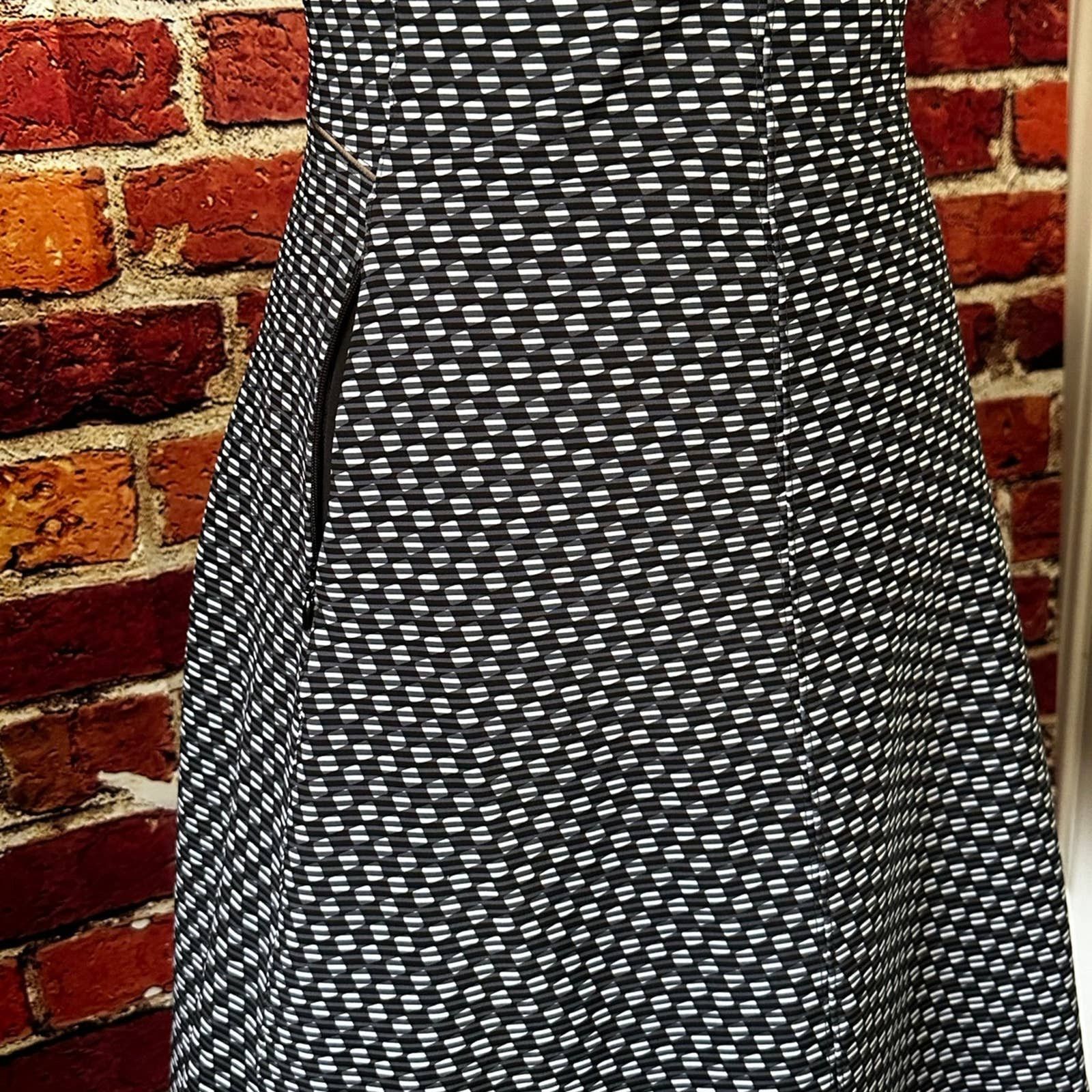 Lululemon Lululemon &go 'Til Dawn Dress size 6 Size M / US 6-8 / IT 42-44 - 10 Thumbnail