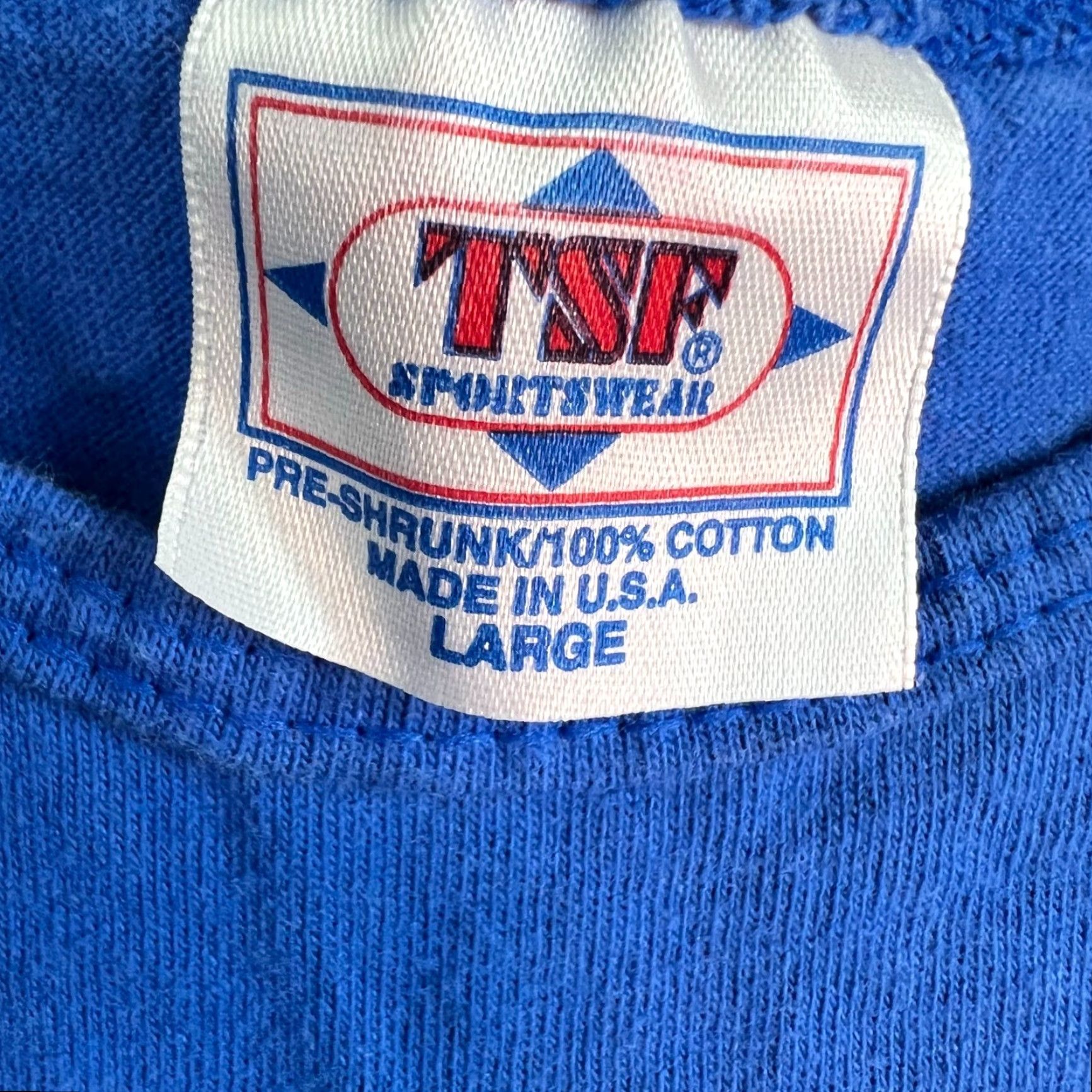 Vintage VINTAGE TSF Oshkosh Fly In 1997 Tank Top Adult Large Blue AOP Shirt Sleeveless 90s Logo Mens Size US L / EU 52-54 / 3 - 3 Thumbnail