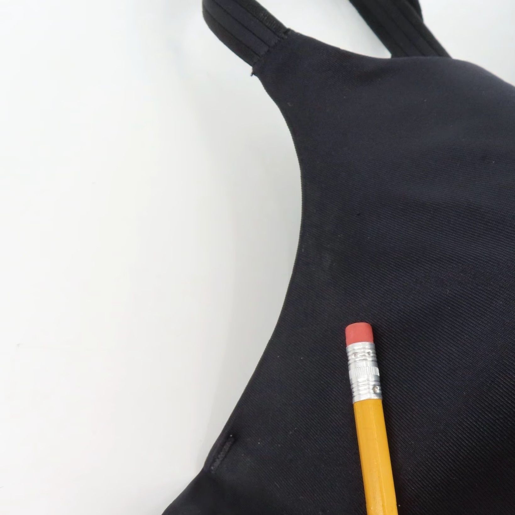 Vintage Bali One Smooth U Smoothing Bra Solid Black Underwire Lined 38C Womens T-Shirt Bra 3W11 3B11 Size ONE SIZE - 7 Thumbnail