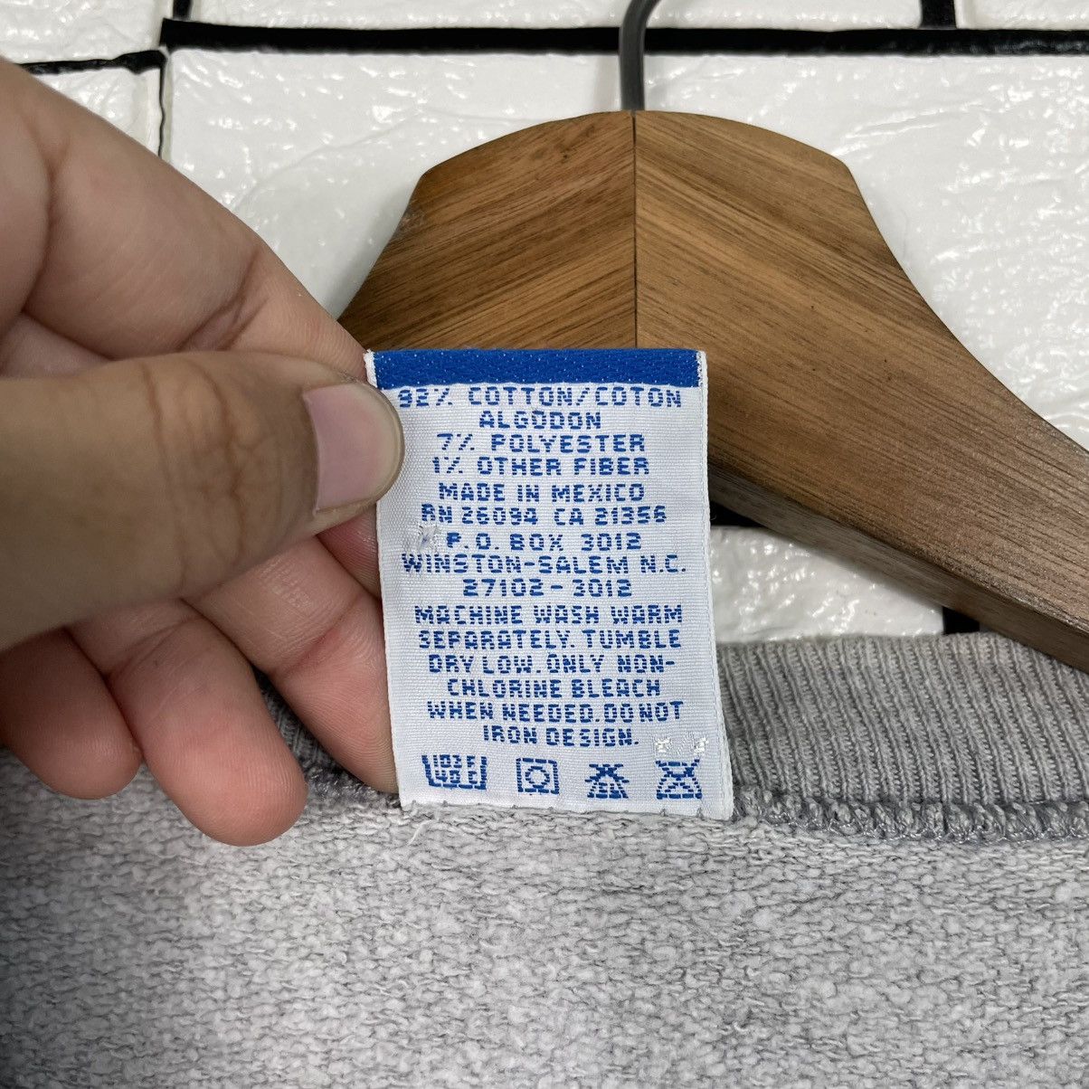 Champion Vintage Champion Crewneck Sweatshirt Size US L / EU 52-54 / 3 - 12 Thumbnail
