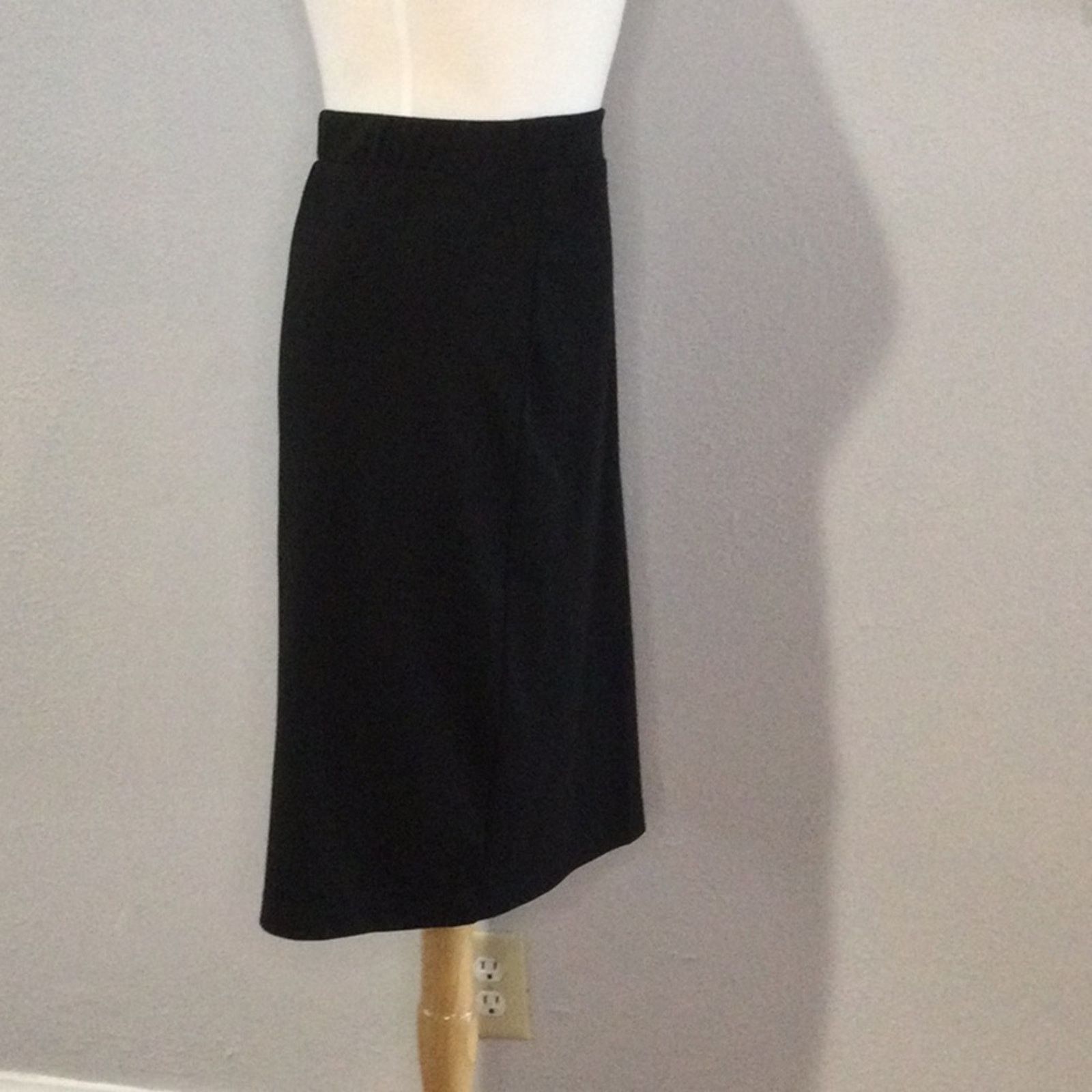 Other Susan Graver Black Knee Length Back Split A-line Skirt 3X Size 42" / US 20 - 4 Thumbnail
