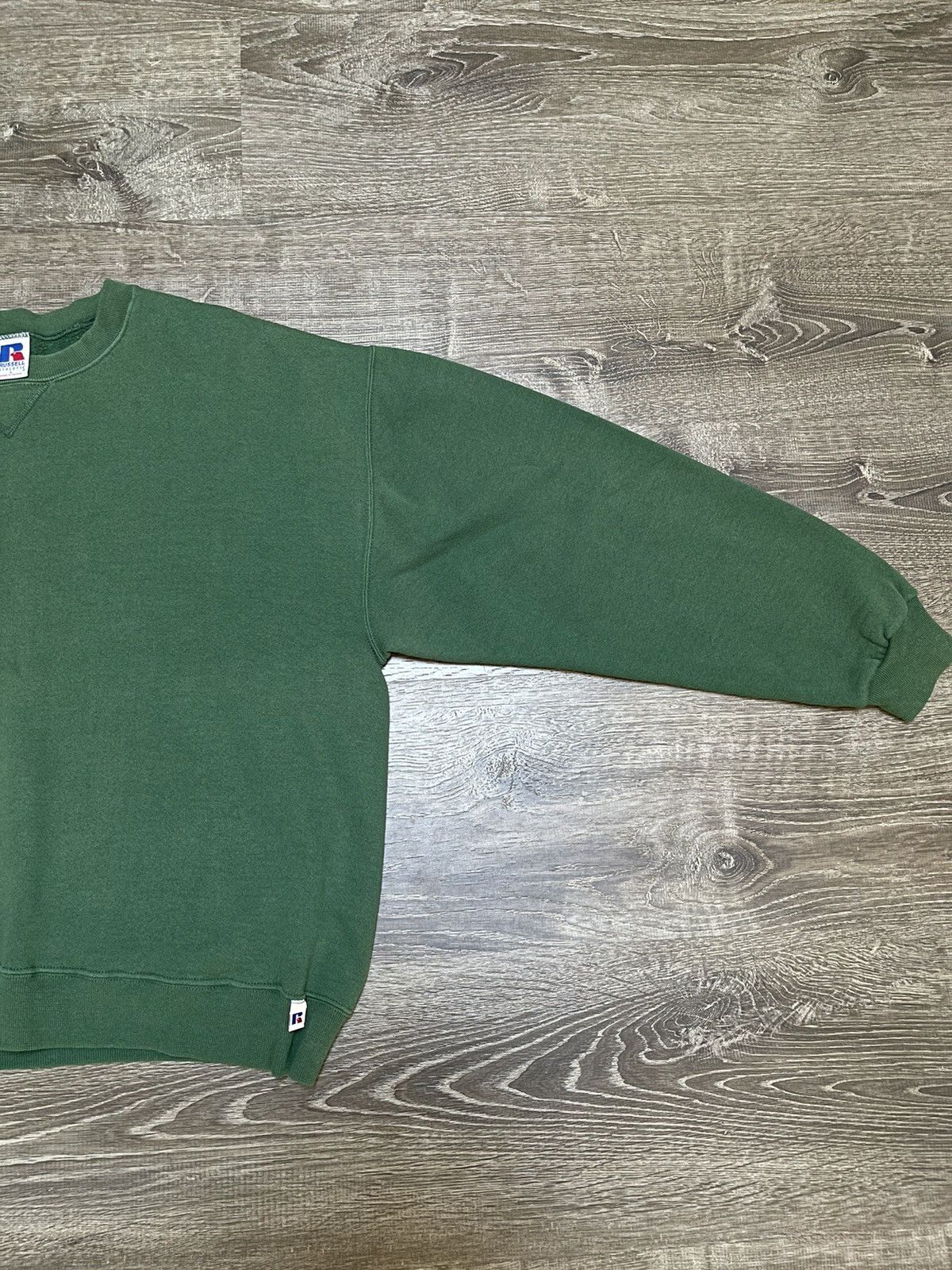 Russell Athletic × Vintage Vintage Russell Athletic Forest Green Crewneck Sweatshirt Size US L / EU 52-54 / 3 - 5 Thumbnail