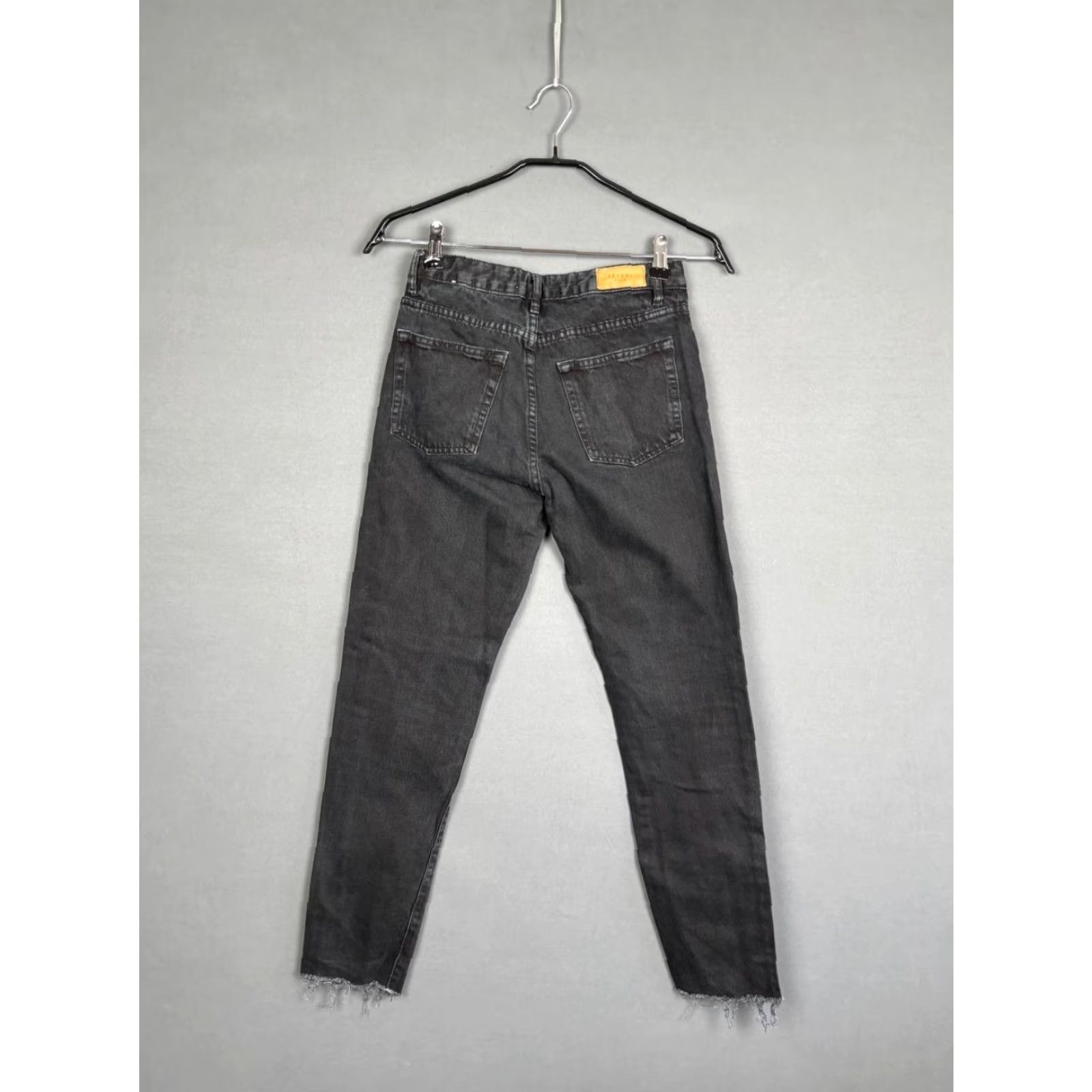 Denime Sezane Jeans Womens 25 Black Denim Cotton Straight Button Jeans Belted 5-Pocket Design Classic Vintage: No Mens Womens Girls Boys Size 42" / US 20 - 2 Thumbnail