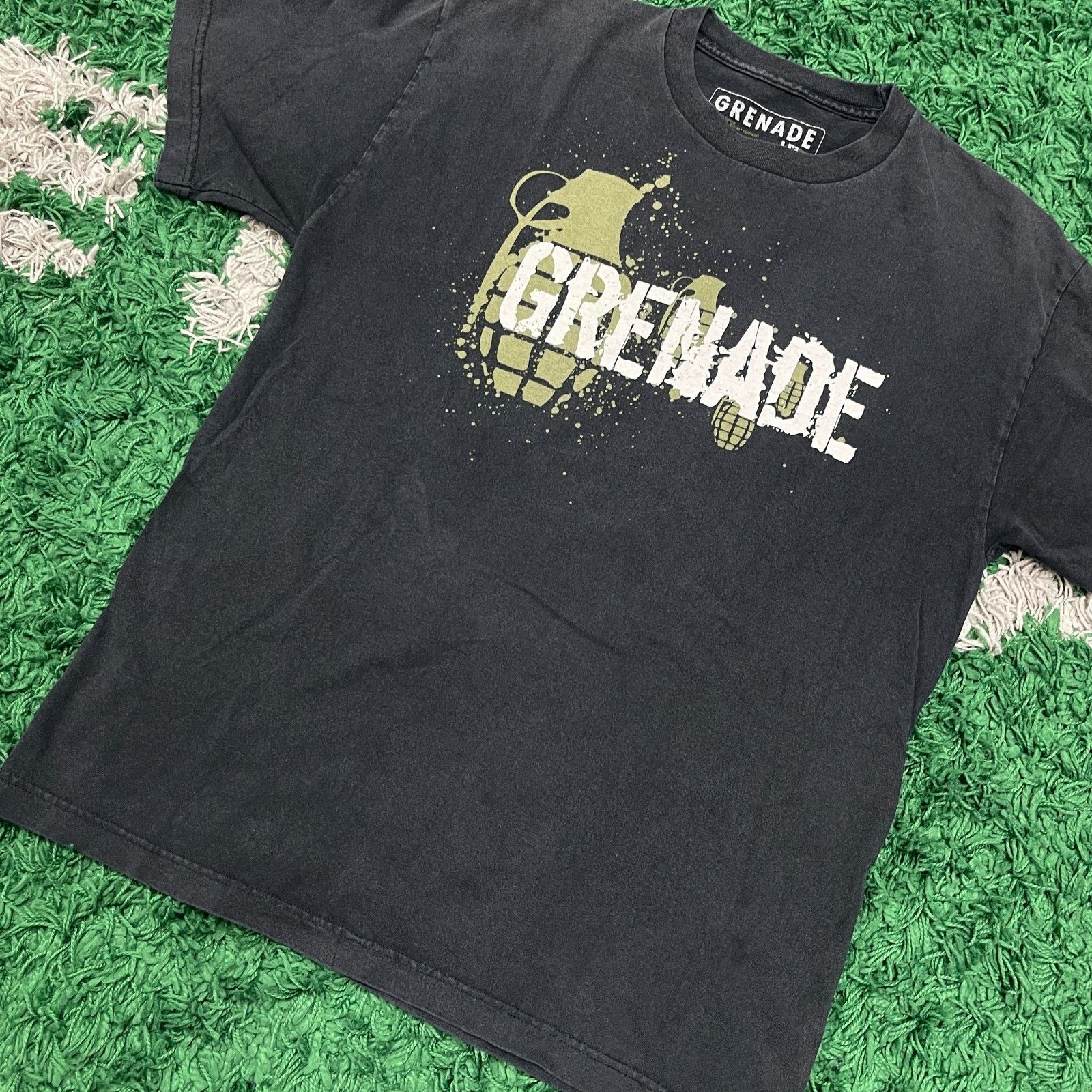 Vintage Grenade Green Day Style Tee T Shirt Black size Large L B11 Size US L / EU 52-54 / 3 - 2 Thumbnail