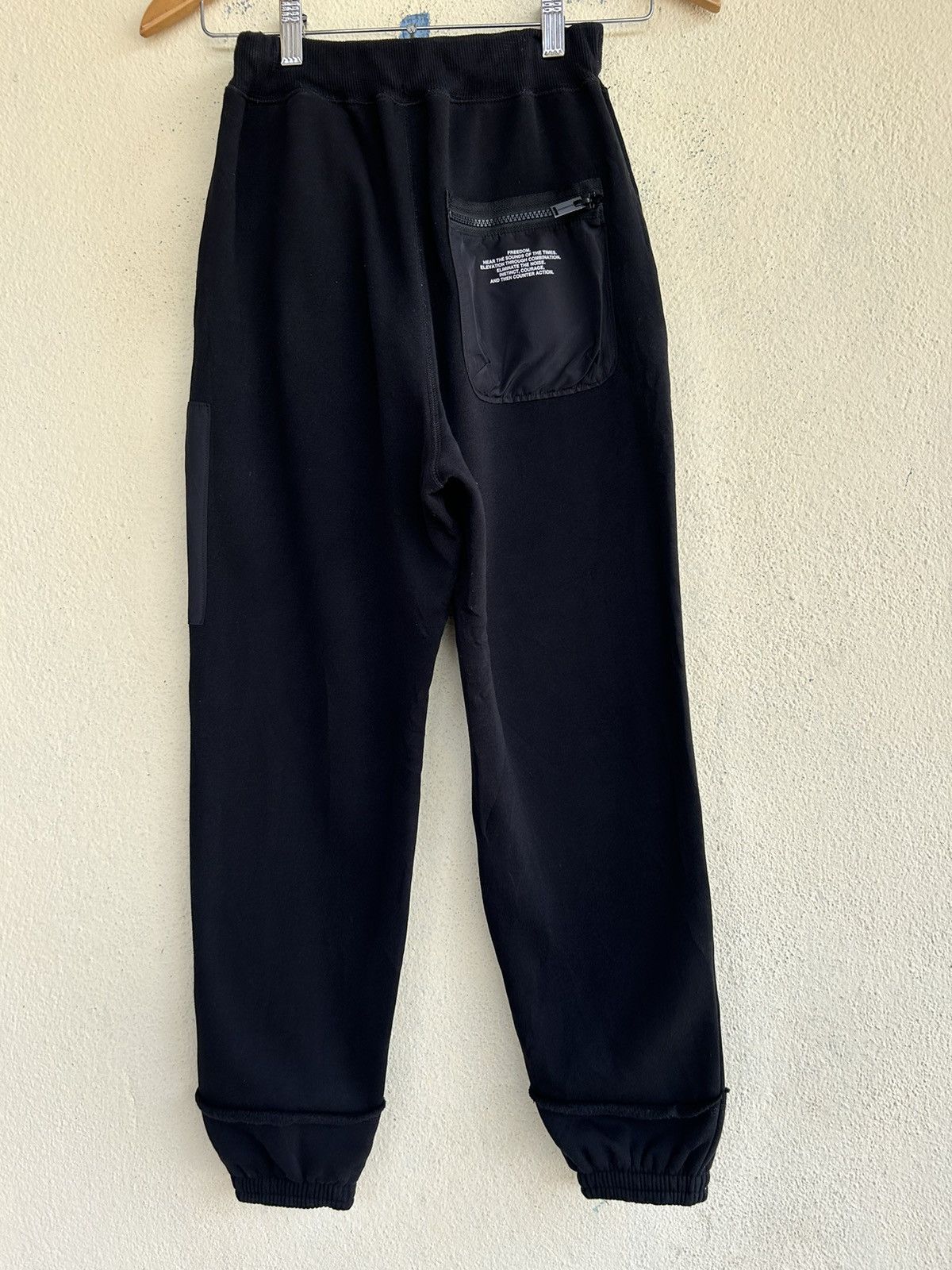 GU × Undercover Gu x Undercover Sweatpant Size US 26 / EU 42 - 2 Thumbnail