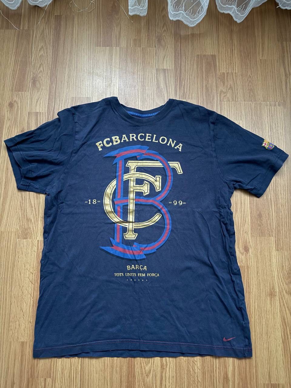 Nike Vintage Nike Barcelona Tshirt Football Soccer Streetwear Size US XL / EU 56 / 4 - 1 Thumbnail