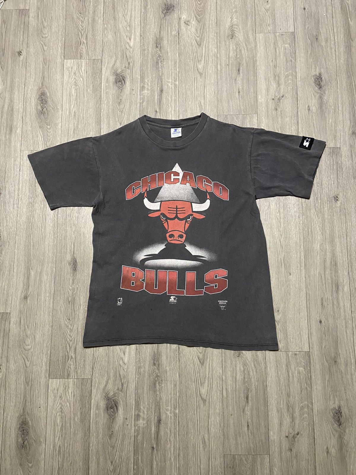 Vintage 90s Starter Chicago Bulls T-Shirt Black XL Basketball Single high quality Stitch