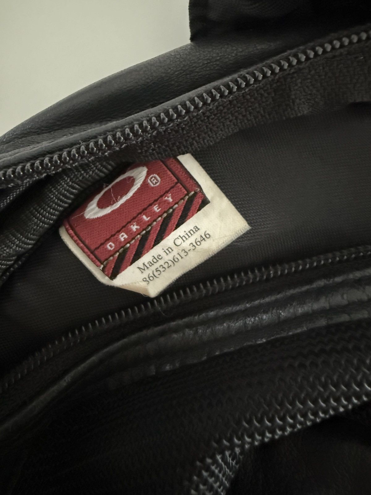 Oakley OAKLEY MINI ICON LEATHER BACKPACK ORIGINAL VINTAGE RARE Size ONE SIZE - 6 Thumbnail