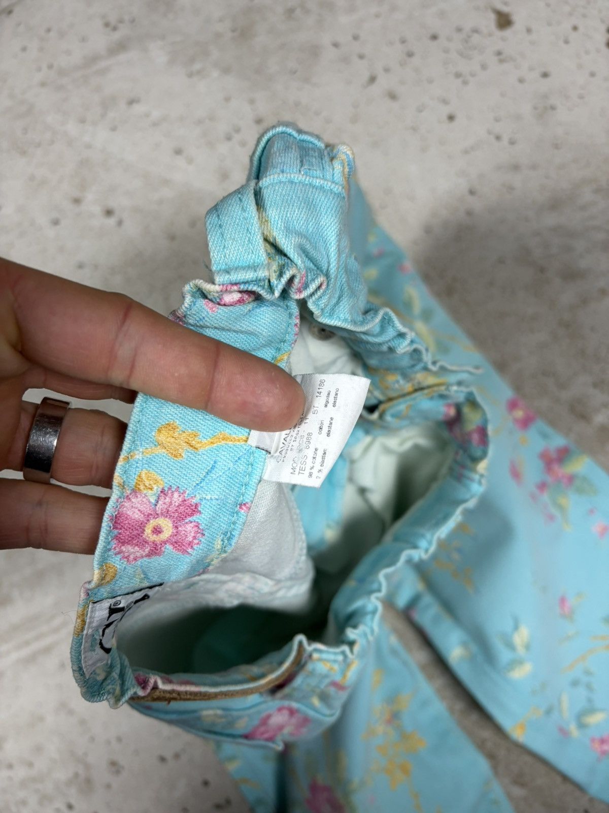 Roberto Cavalli Vintage 90s Roberto Cavalli Jeans Floral Print Flowers psych Size 26" / US 2 / IT 38 - 3 Thumbnail