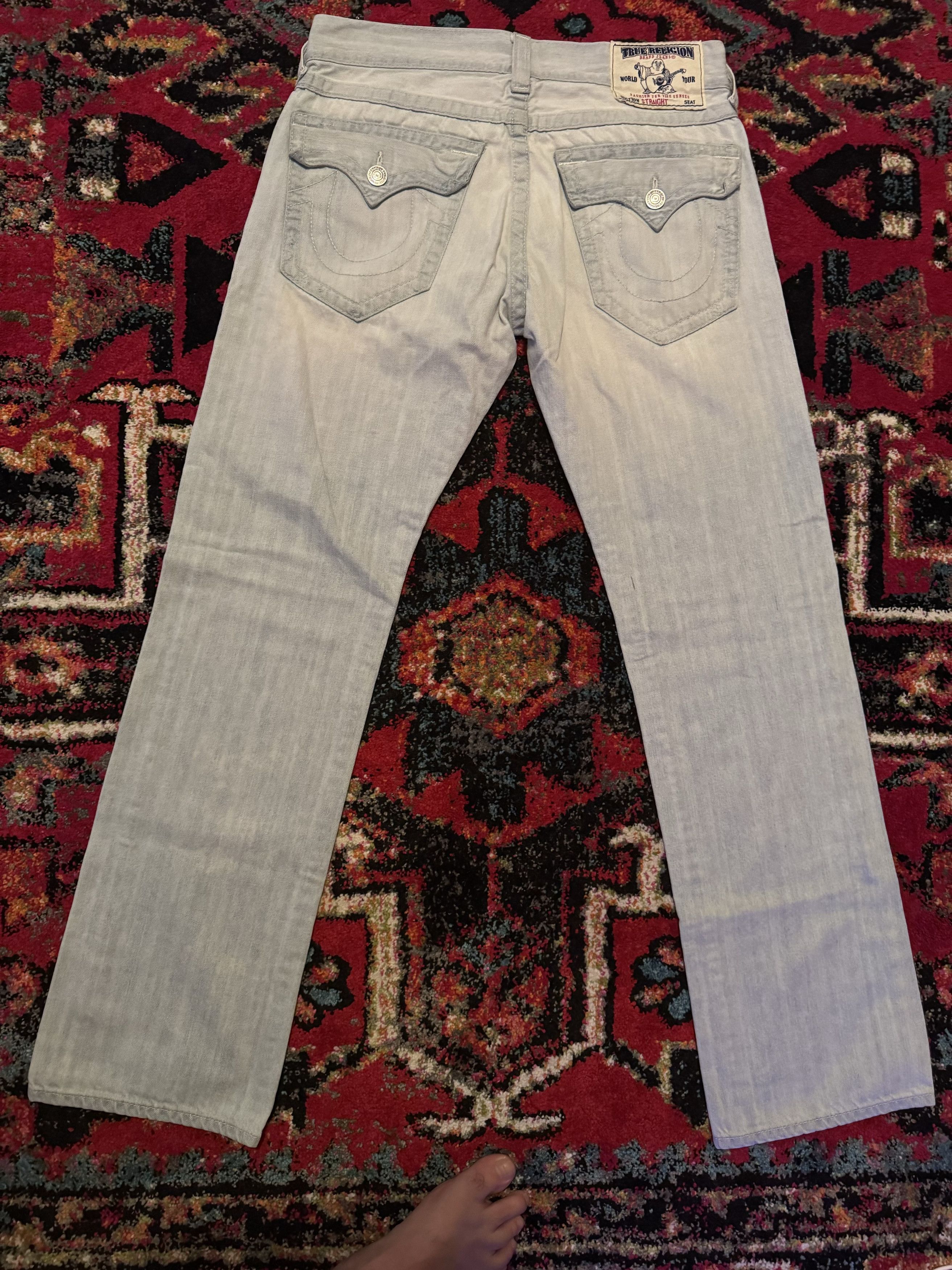 True Religion True Religion (World Tour) Light Long Straight Jeans Size US 32 / EU 48 - 2 Thumbnail