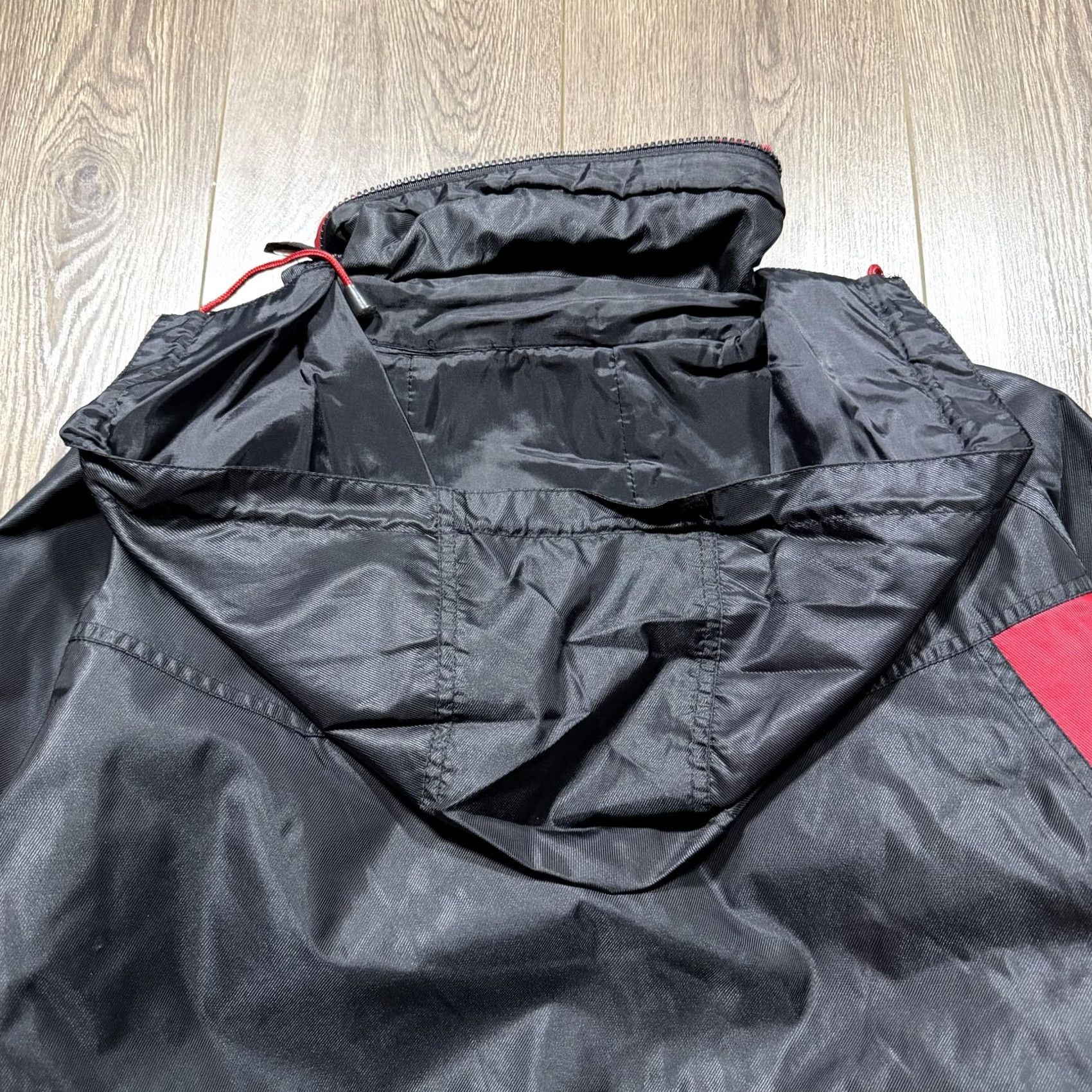 Marlboro VINTAGE Marlboro Ski Parka Jacket Black M Hooded Nylon Insulated Winter 90s Mens Size US M / EU 48-50 / 2 - 7 Thumbnail