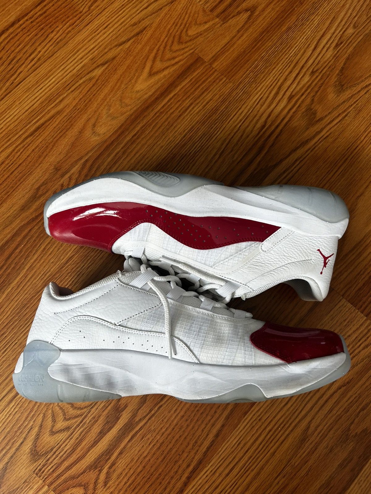 Jordan Brand Cherry Jordan 11’s CMFT Low Size US 12 / EU 45 - 2 Thumbnail