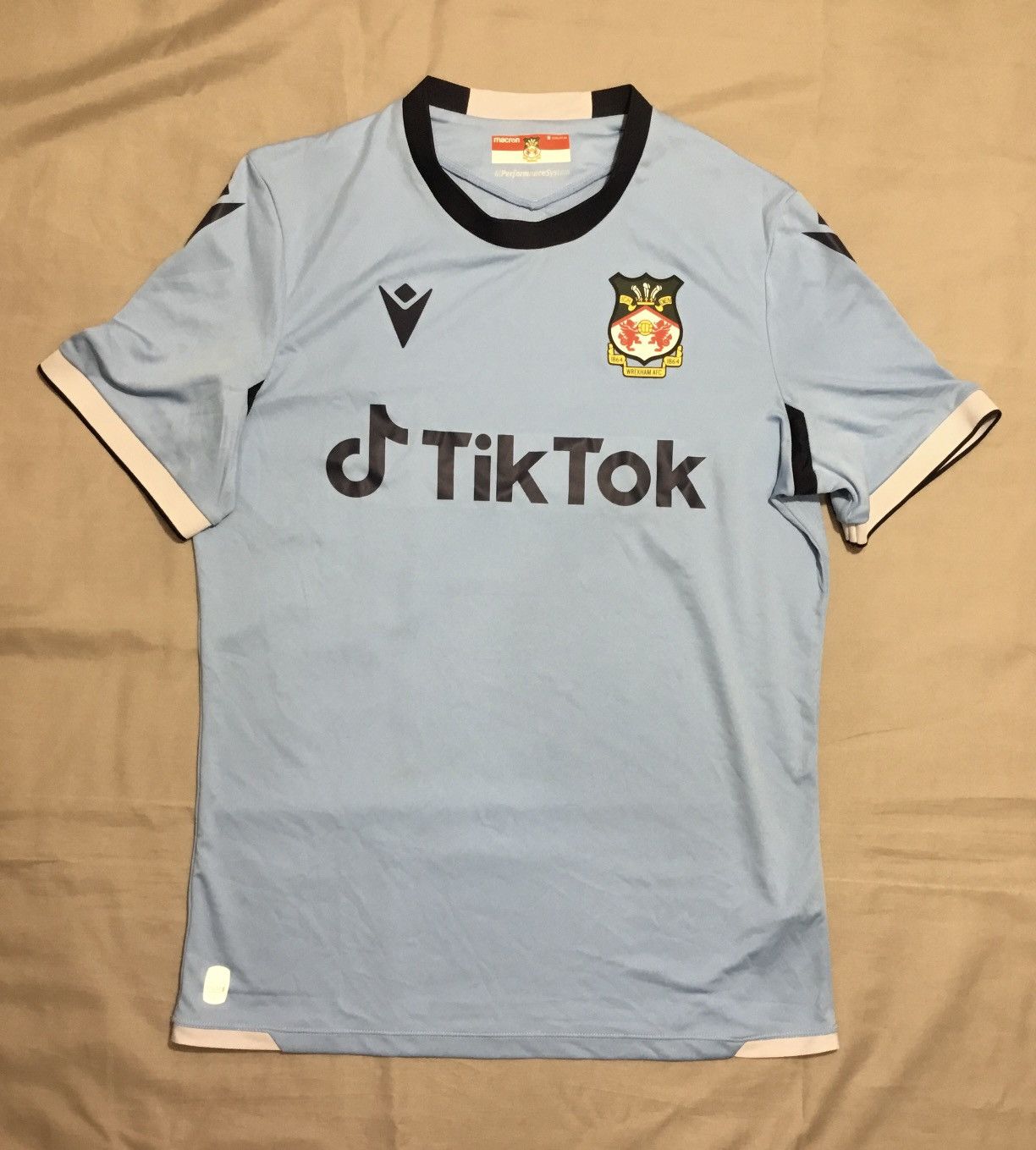 Other Wrexham 2022/23 Away Shirt Size M Size US M / EU 48-50 / 2 - 1 Thumbnail