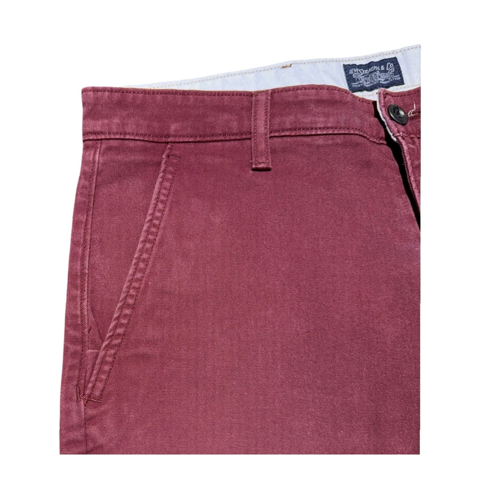 Levi's VINTAGE Levi's Chino Pants Cuffed Joggers Burgundy Maroon Red 32x30 Men Regular Size 32 Inseam 30in 30in Size US 32 / EU 48 - 3 Thumbnail