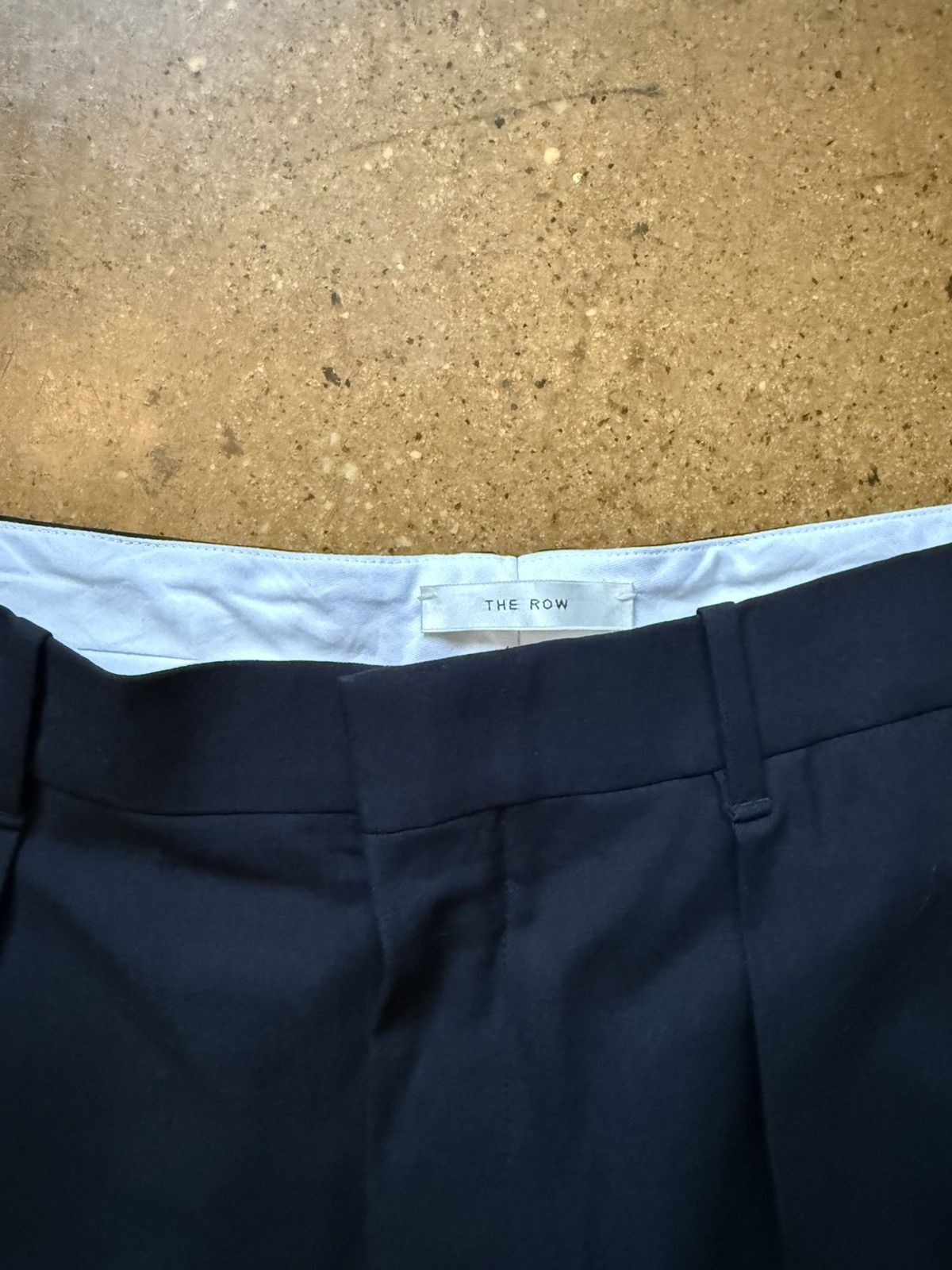 The Row The Row Cello Marcello Shorts (34) Size US 32 / EU 48 - 4 Thumbnail