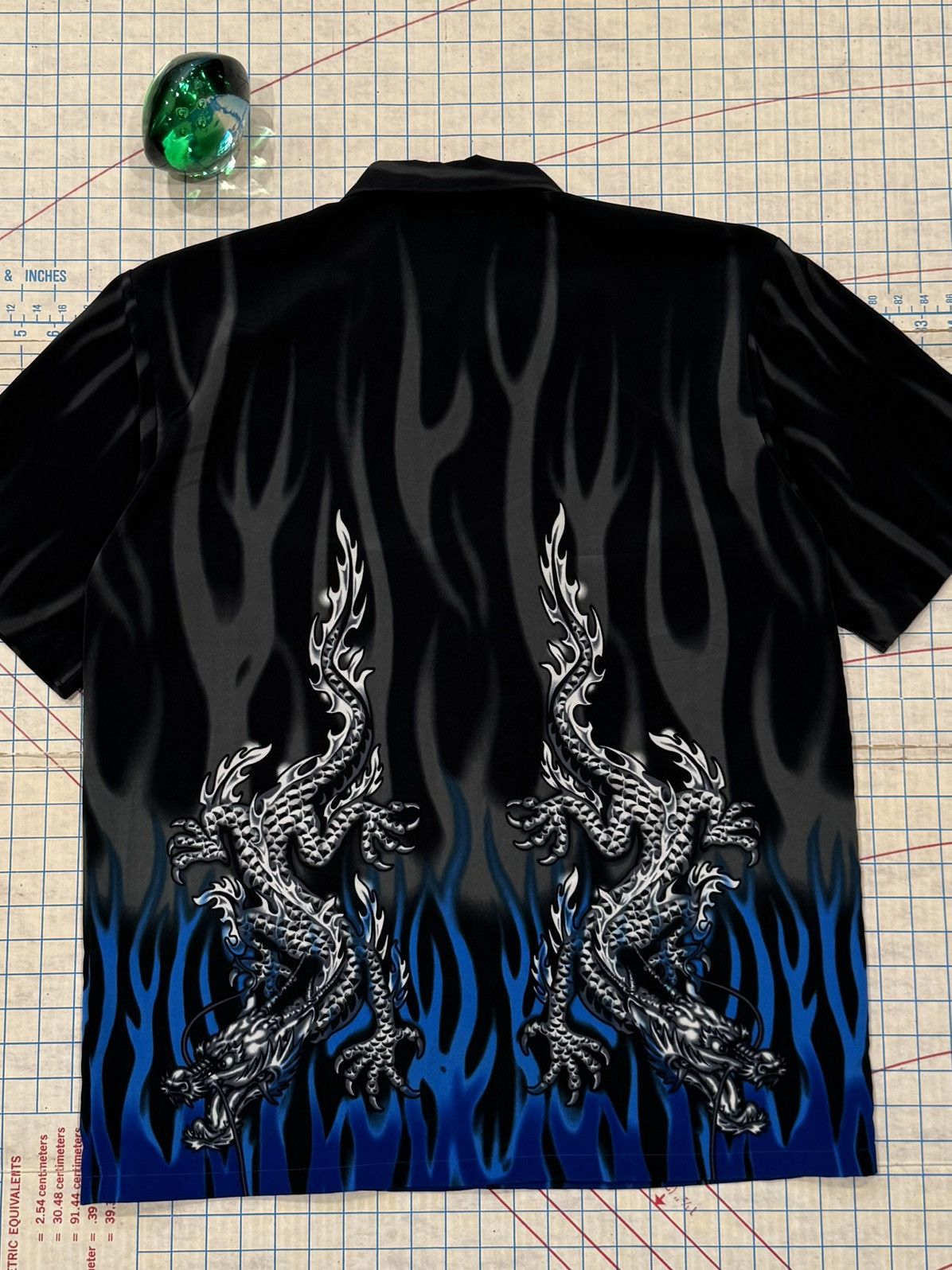 Vintage Vintage Odo Blue Flame Dragon Short Sleeve Button Up Medium Size US M / EU 48-50 / 2 - 7 Thumbnail