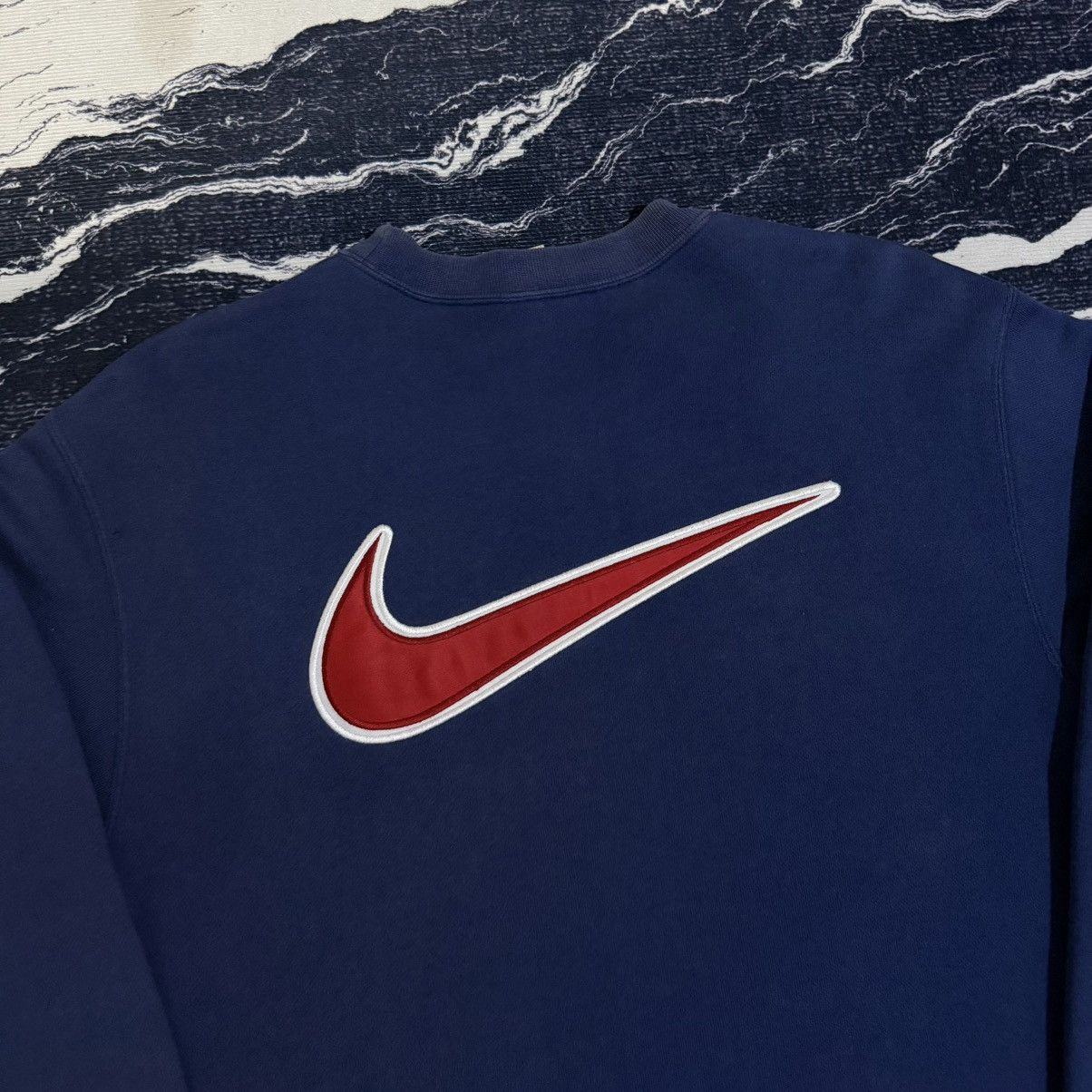 Vintage Vintage nike swoosh sweatshirt crewneck Size US M / EU 48-50 / 2 - 9 Thumbnail