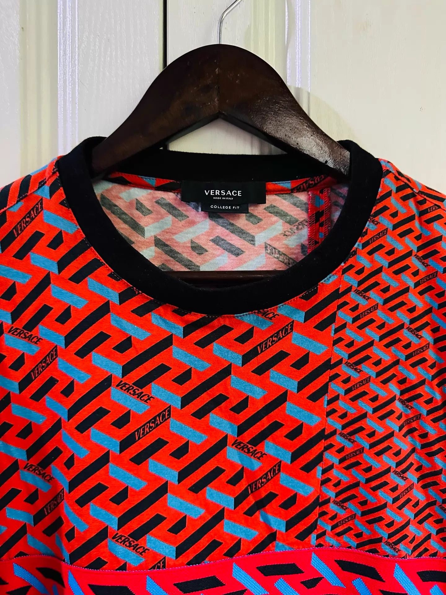Versace Versace 25S Runway Labyrinth Maze T-Shirt Size US L / EU 52-54 / 3 - 3 Thumbnail