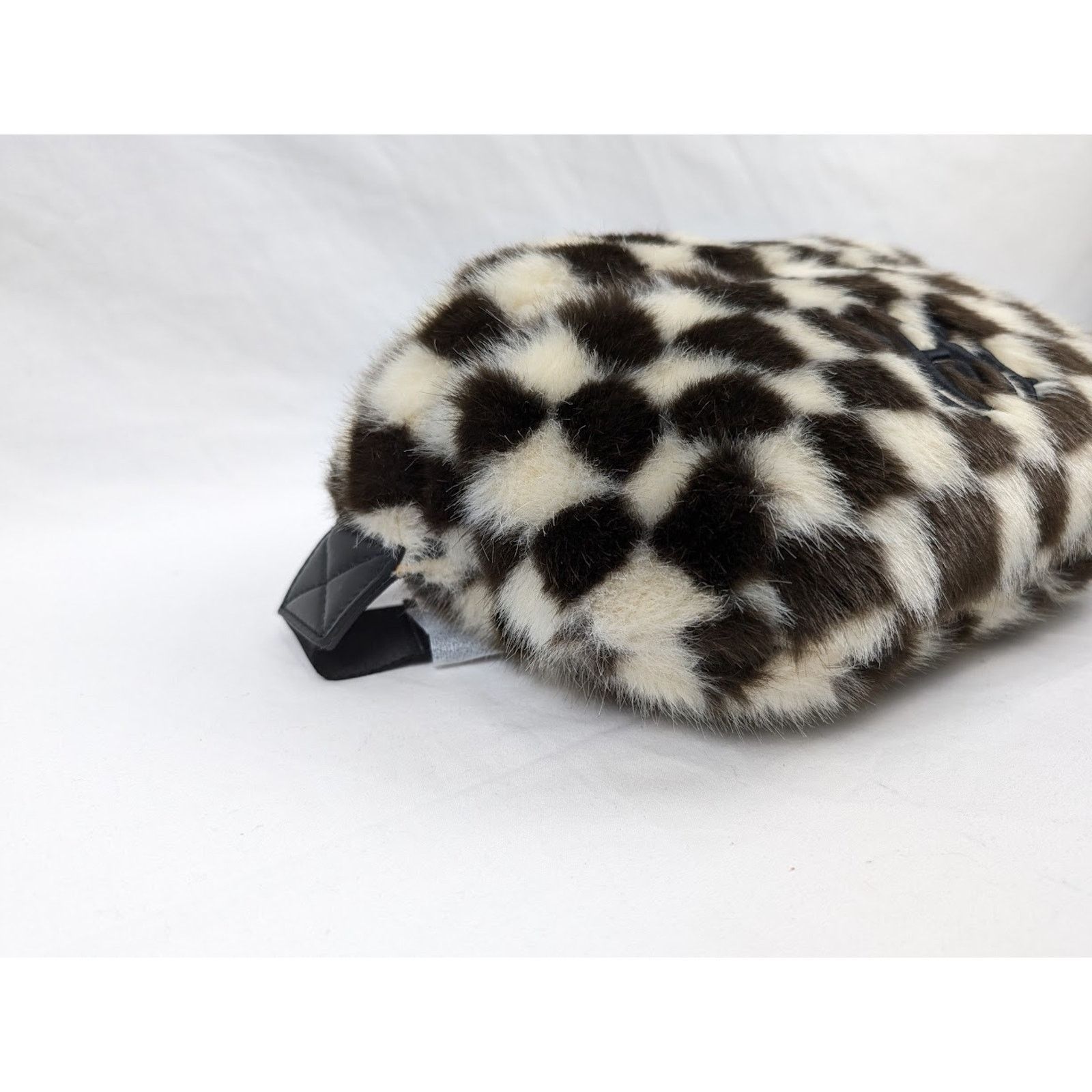 Amiri o1rshd1 DUP/ Size: OS/Faux Fur Checkered Bumbag Black/White Size ONE SIZE - 6 Thumbnail
