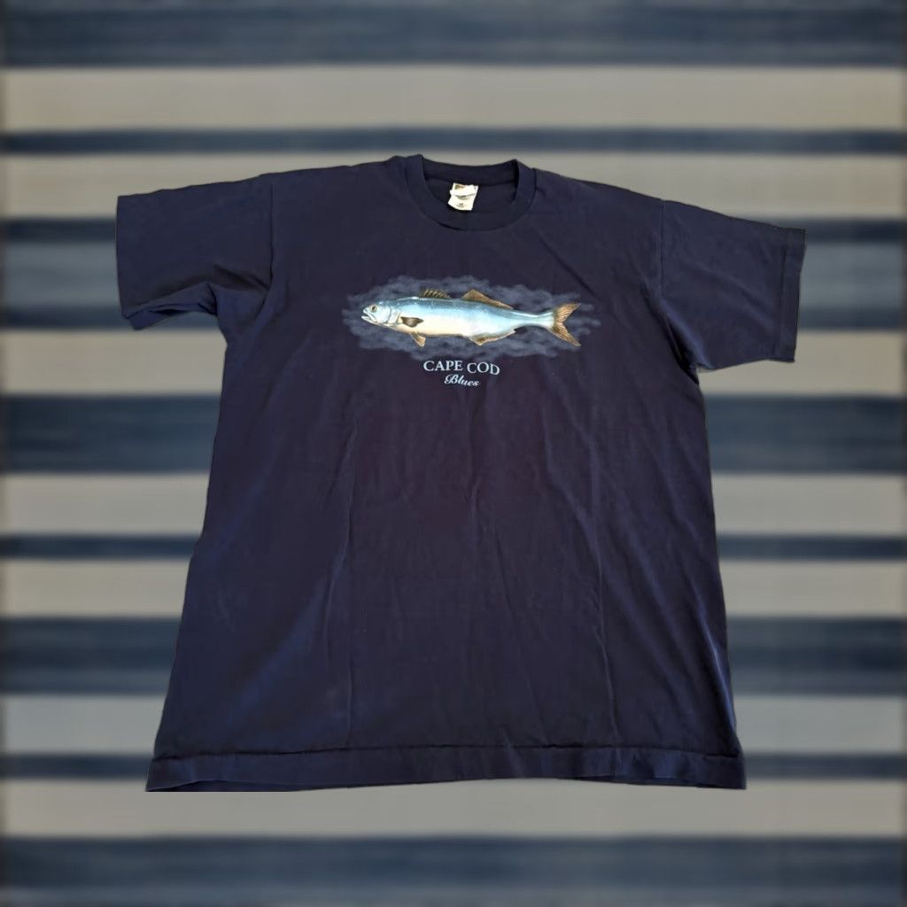 Fruit Of The Loom VINTAGE Cape Cod Blues Fishing Tee T-Shirt XL Made in USA Short Sleeve Crew Neck Cotton Fruit of the Loom Men 90s Fish Blue Size US XL / EU 56 / 4 - 1 Thumbnail