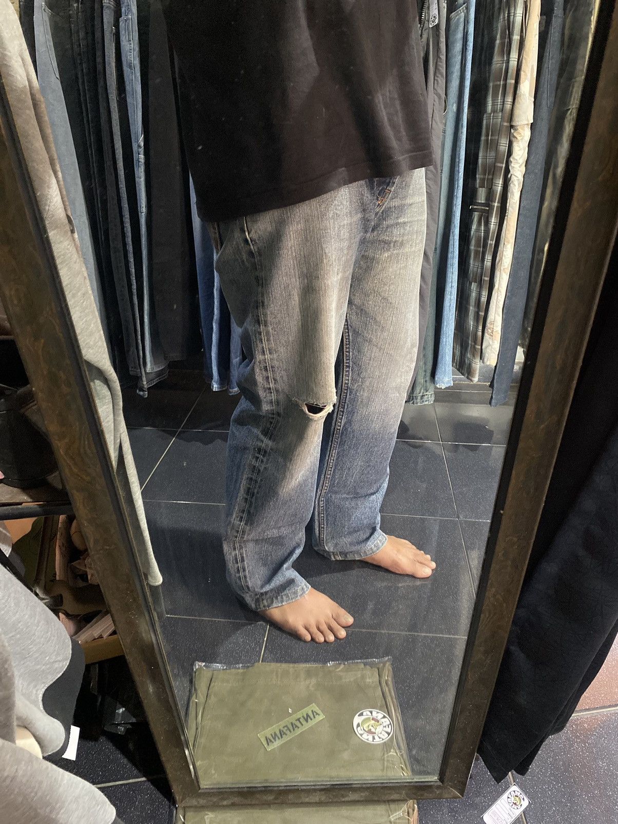 Levi's Rare Vintage💥 LEVIS 501 Big E Distressed Selvedge Jeans Size US 33 - 15 Thumbnail
