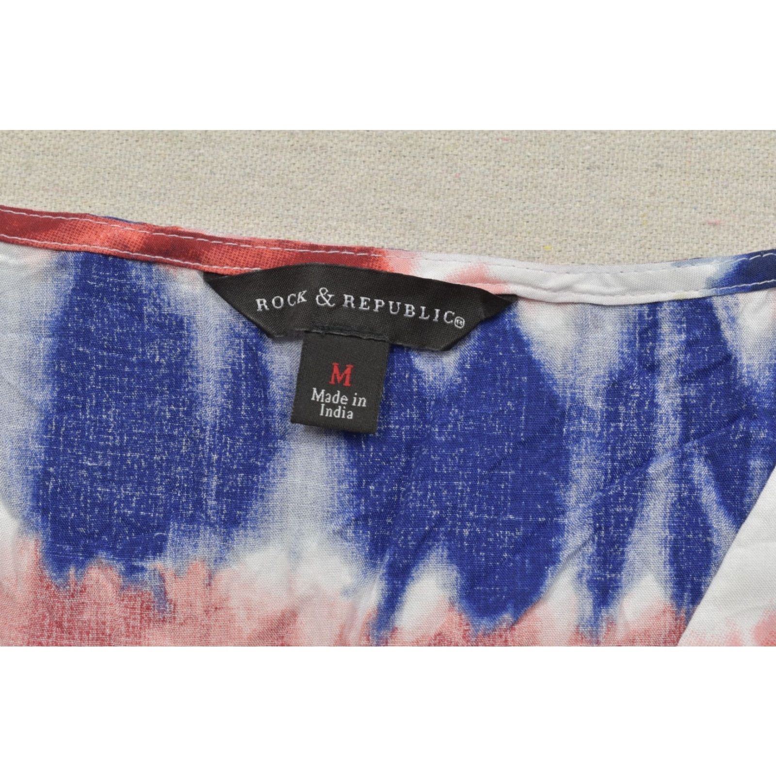 Vintage Rock & Republic Women's Blouse Tie Dye Sleeveless V-Neck Button Front Red White Blue M Size M / US 6-8 / IT 42-44 - 7 Thumbnail