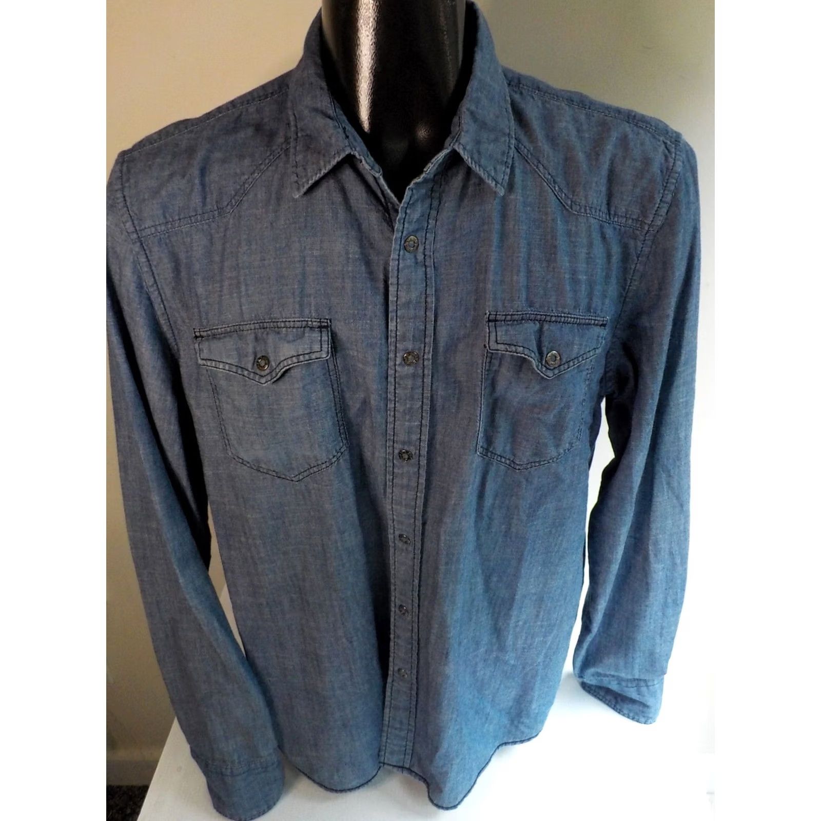 Guess G by GUESS LS Western Cut Snap Front Denim Shirt Blue Cotton XL Mens Shirt Size US XL / EU 56 / 4 - 2 Thumbnail