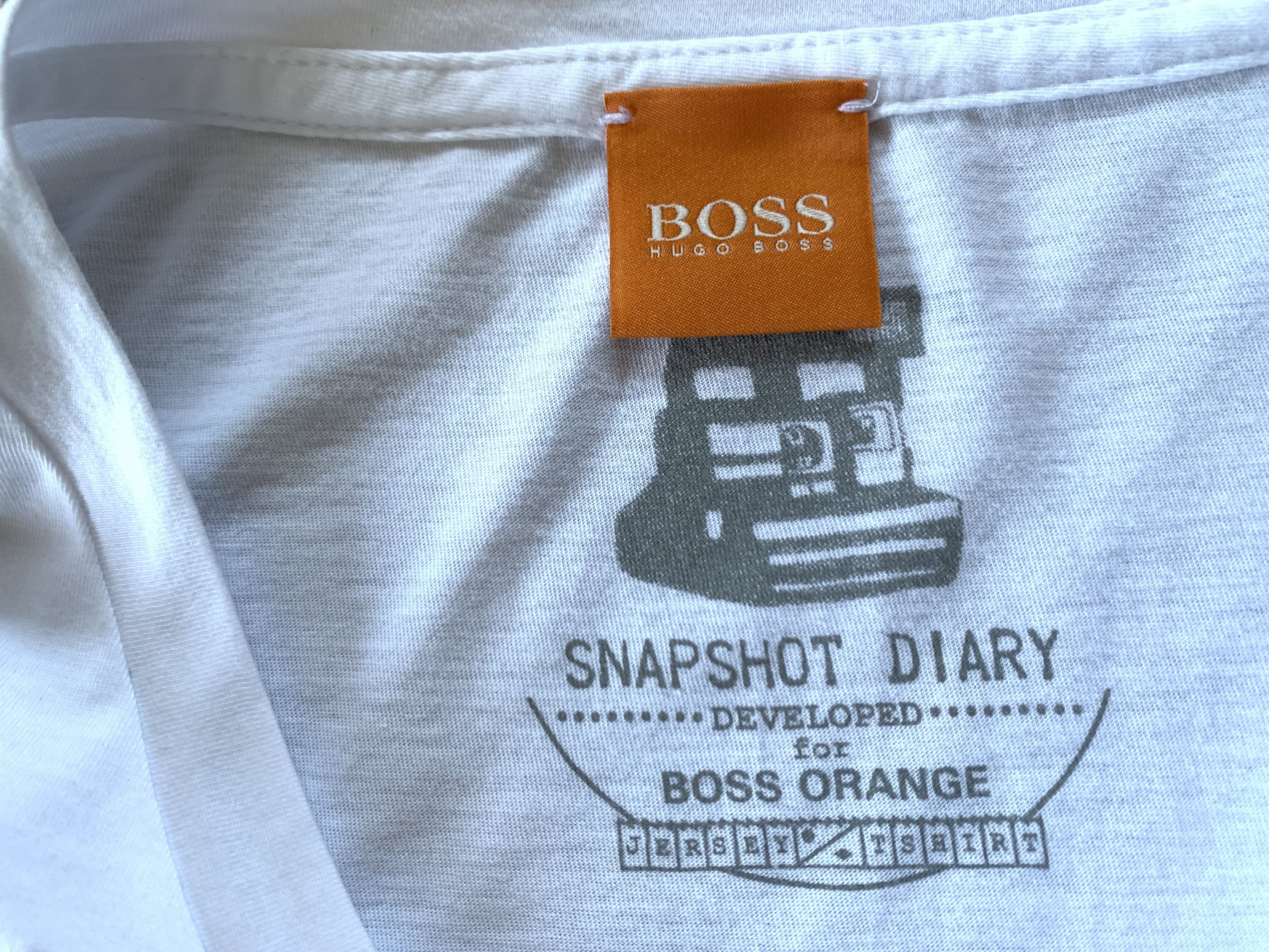 Hugo Boss Hugo Boss Orange Snapshot Diary White Printed T Shirt Size US M / EU 48-50 / 2 - 6 Thumbnail