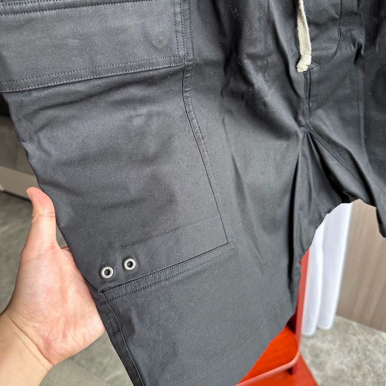 Rick Owens Rick Owens Black New Mainline Workwear Large Pocket Shorts Size US 40 / EU 56 - 3 Thumbnail