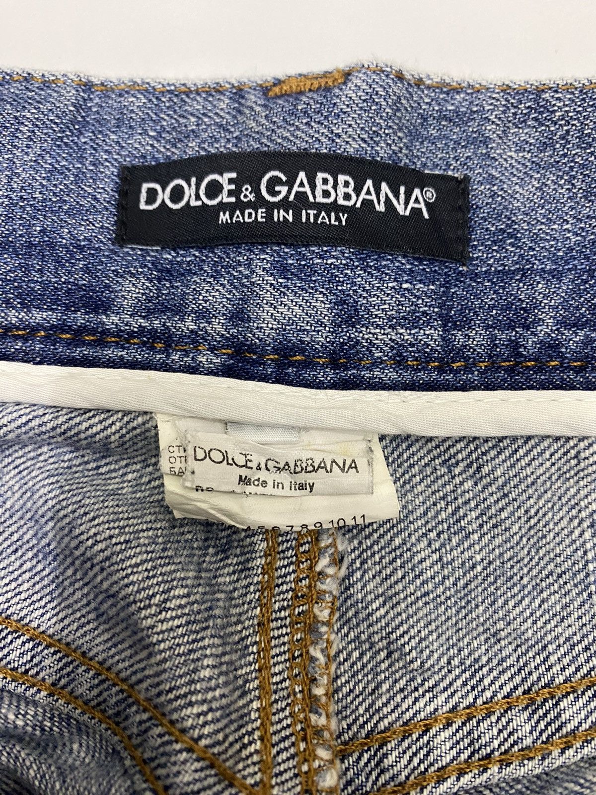 Dolce & Gabbana DOLCE & GABBANA 🇮🇹 LOW RISE DISTRESSED DENIM JEANS Size US 32 / EU 48 - 9 Thumbnail