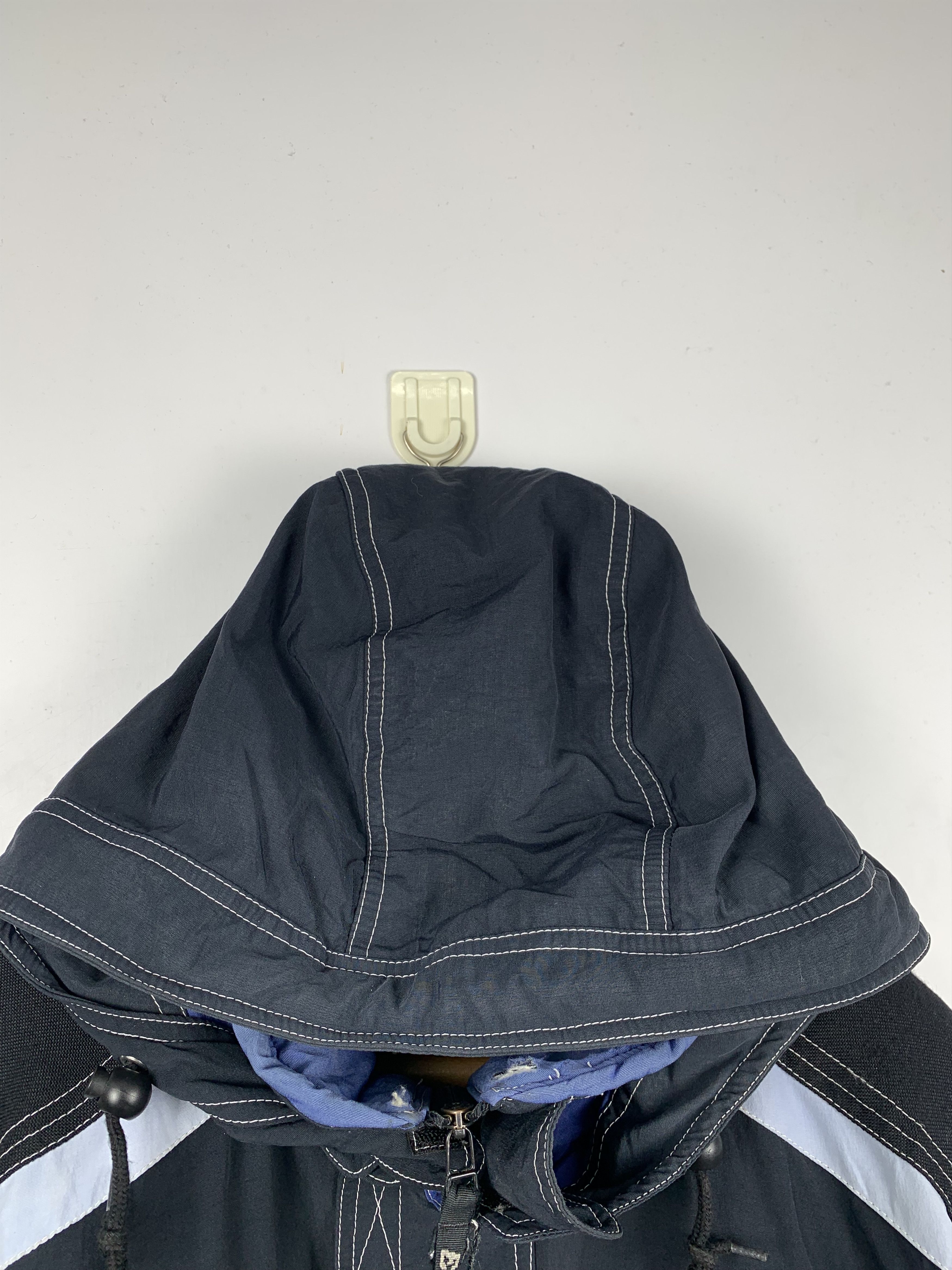 Vintage Vintage 90s Japanese Brand Hoodie Ski Jacket J1120 Size US L / EU 52-54 / 3 - 11 Thumbnail