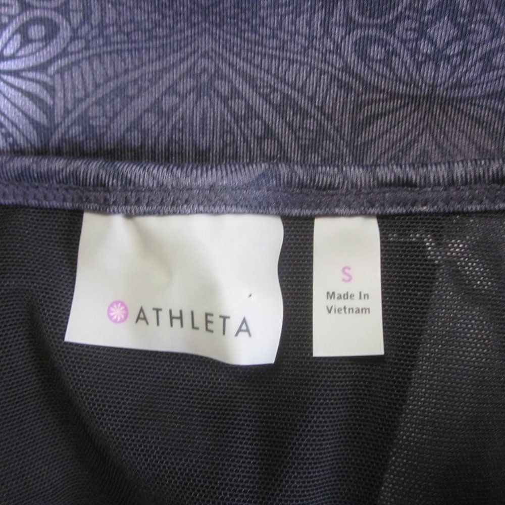 Athleta Athleta Sport Tank With Shelf Bra Size S Gray Paisley Size S / US 4 / IT 40 - 3 Thumbnail