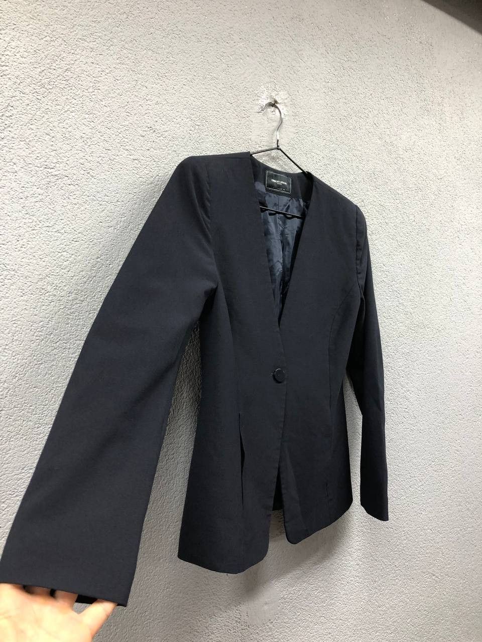 Giorgio Armani Giorgio Armani womens suit jacket blazer size EU 36 / Medium Size XS / US 0-2 / IT 36-38 - 4 Thumbnail